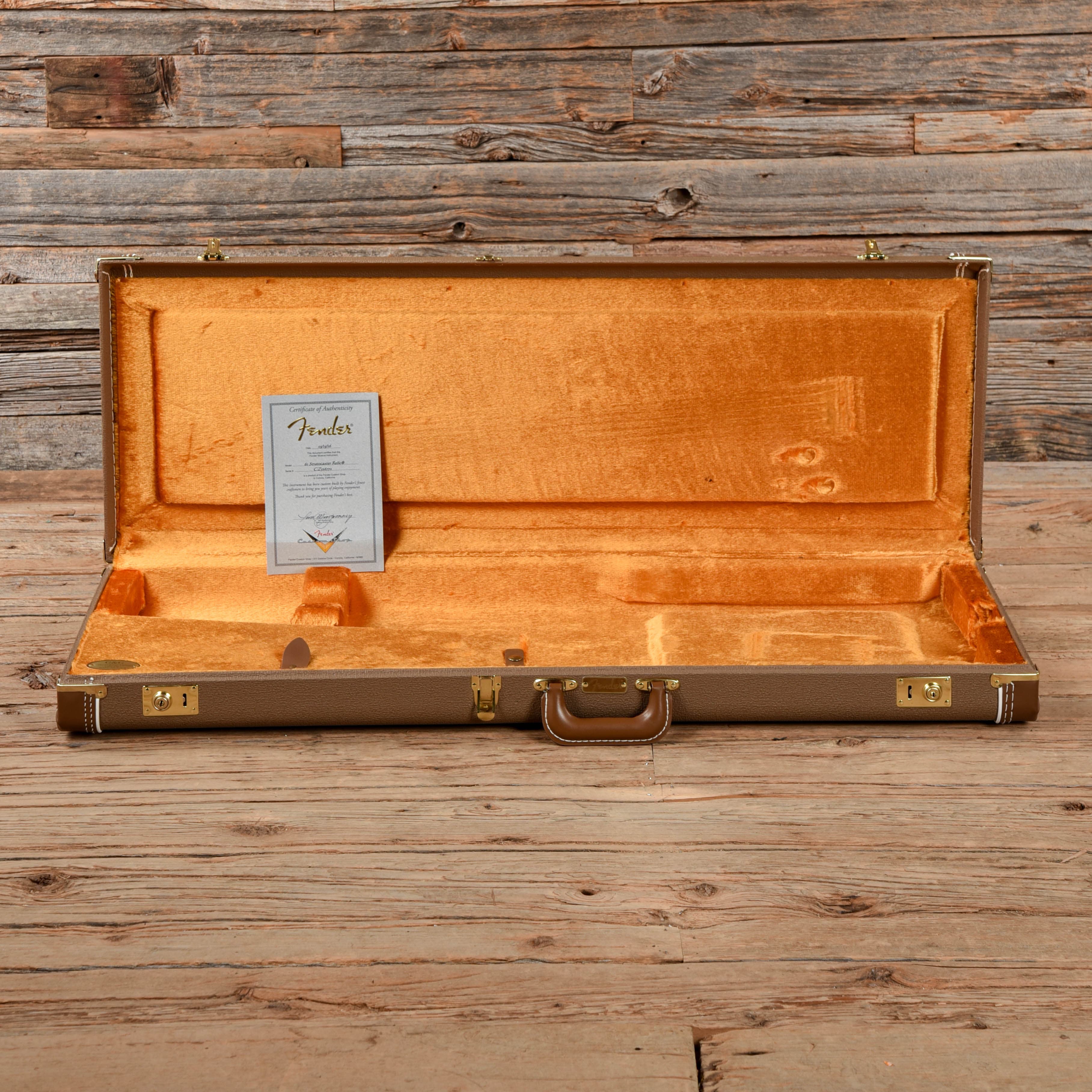 Fender Custom Shop 1961 Stratocaster Relic Candy Apple Red 2016 Electric Guitars / Solid Body