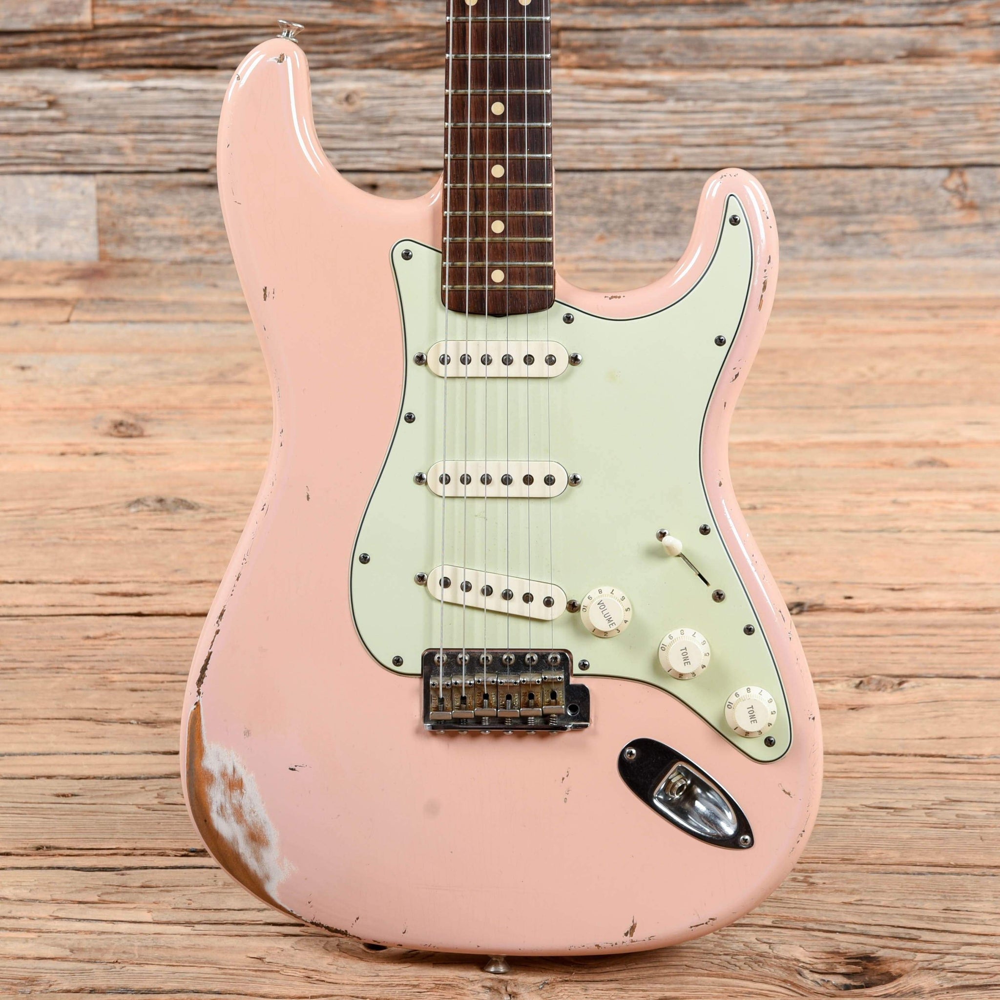 Shell Pink Fender Model Fender Custom Shop 1962 Stratocaster Relic Shell Pink 2006 – Chicago ...