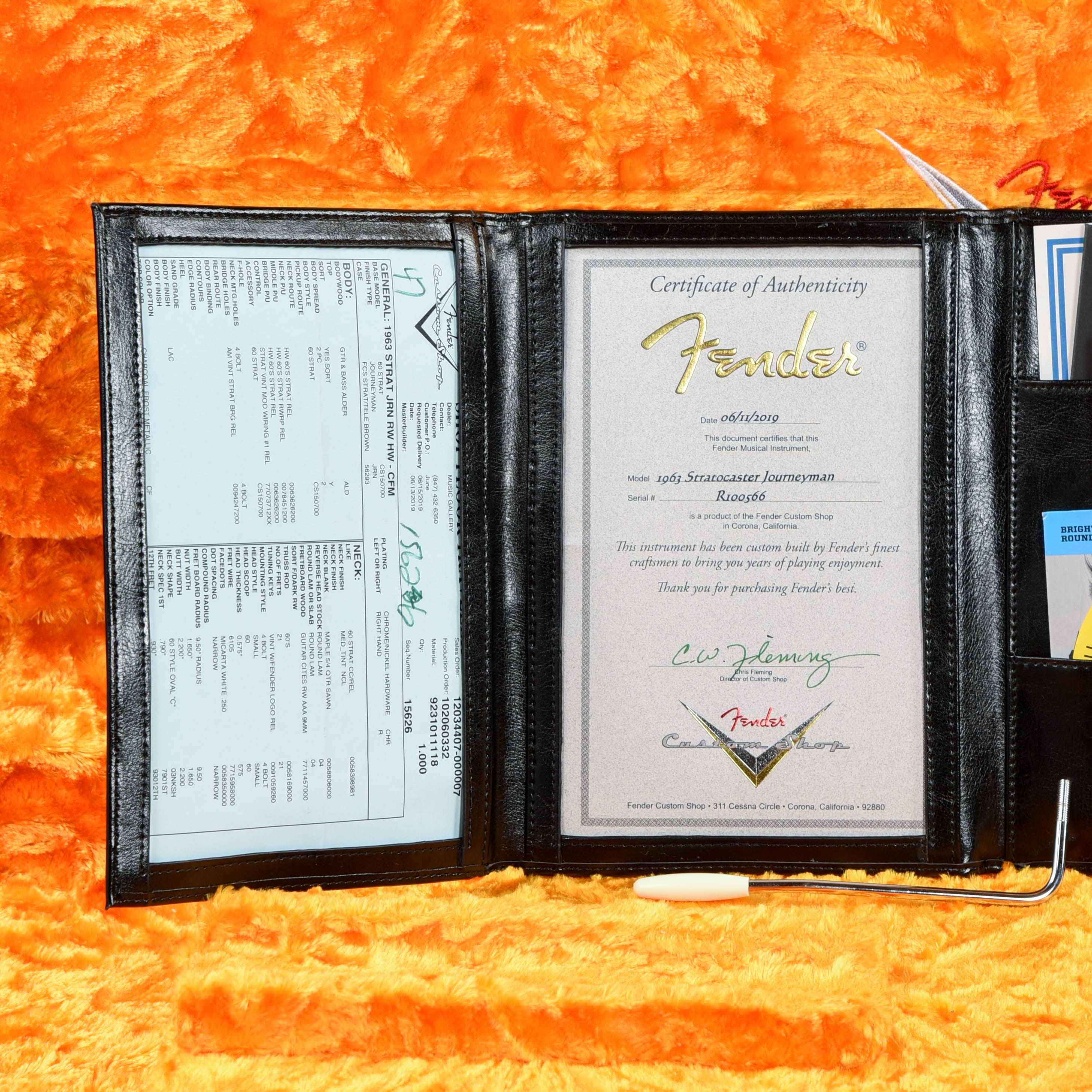 Fender Custom Shop 1963 Stratocaster Journeyman Relic Charcoal Frost 2019 Electric Guitars / Solid Body