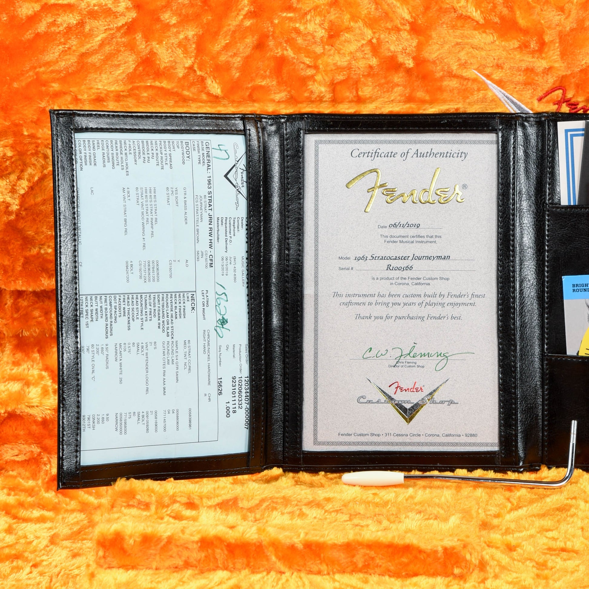 Fender Custom Shop 1963 Stratocaster Journeyman Relic Charcoal Frost 2019 Electric Guitars / Solid Body