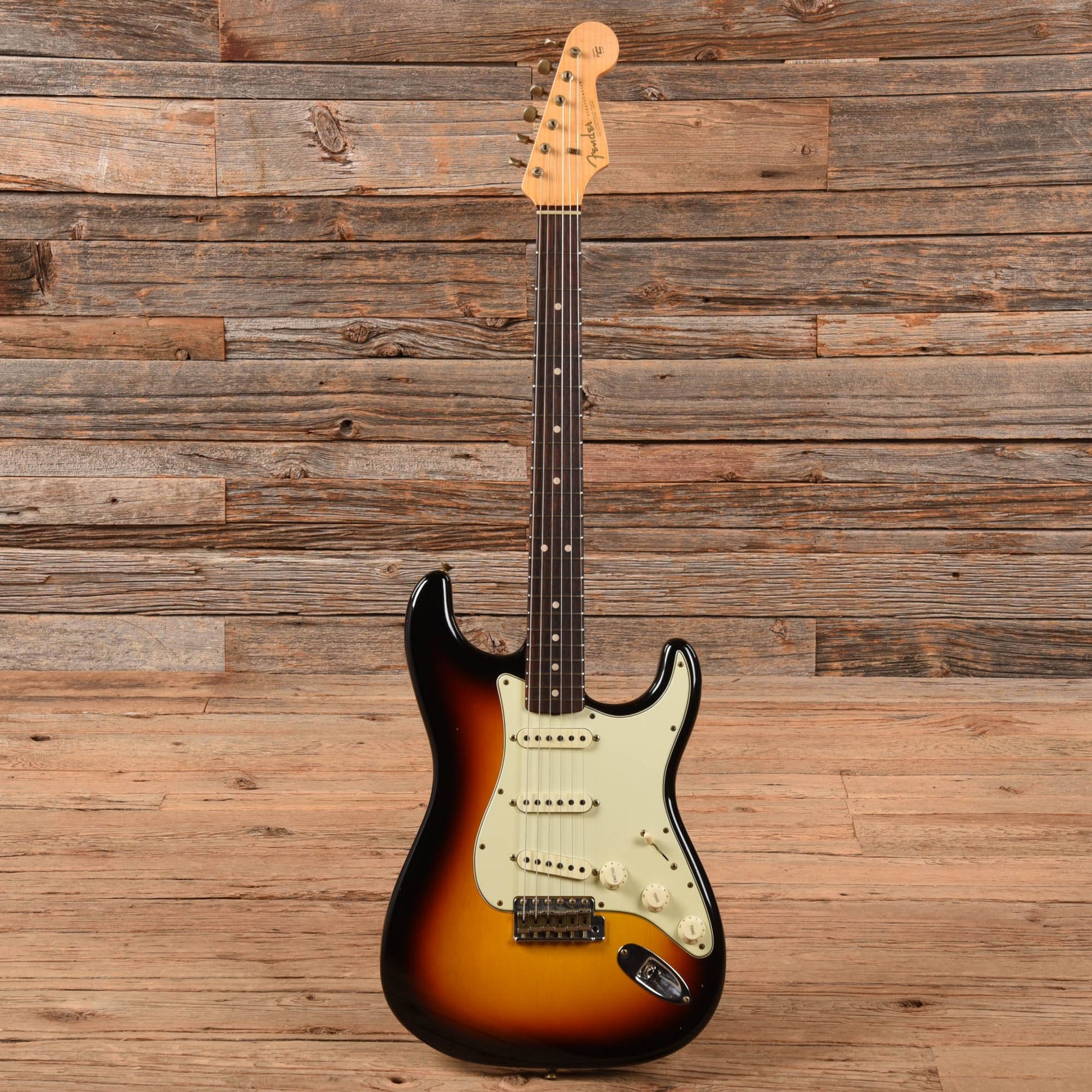 Fender Custom Shop 1963 Stratocaster Journeyman Relic Sunburst 2022 Electric Guitars / Solid Body