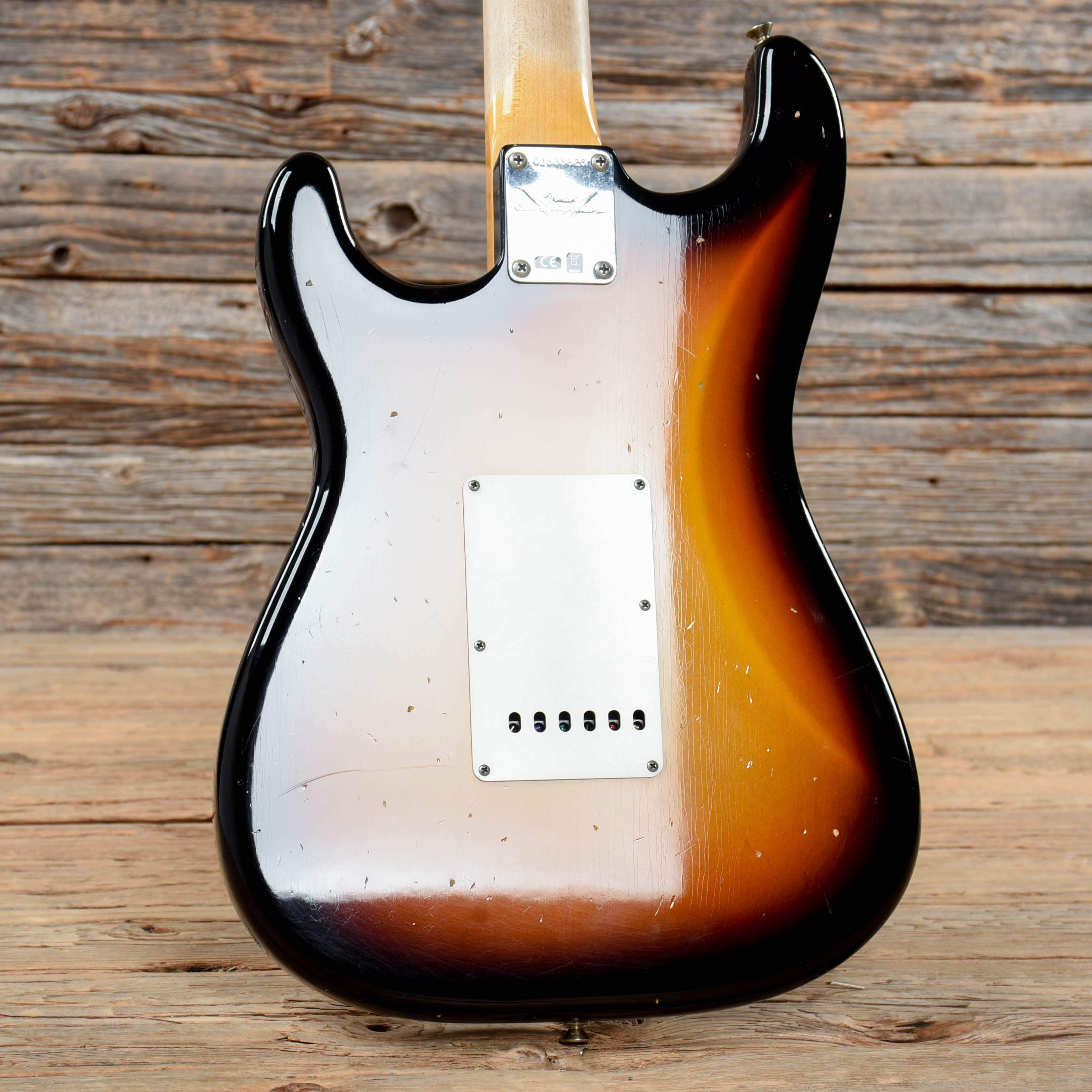 Fender Custom Shop 1964 Stratocaster Journeyman Relic Sunburst 2018 Electric Guitars / Solid Body