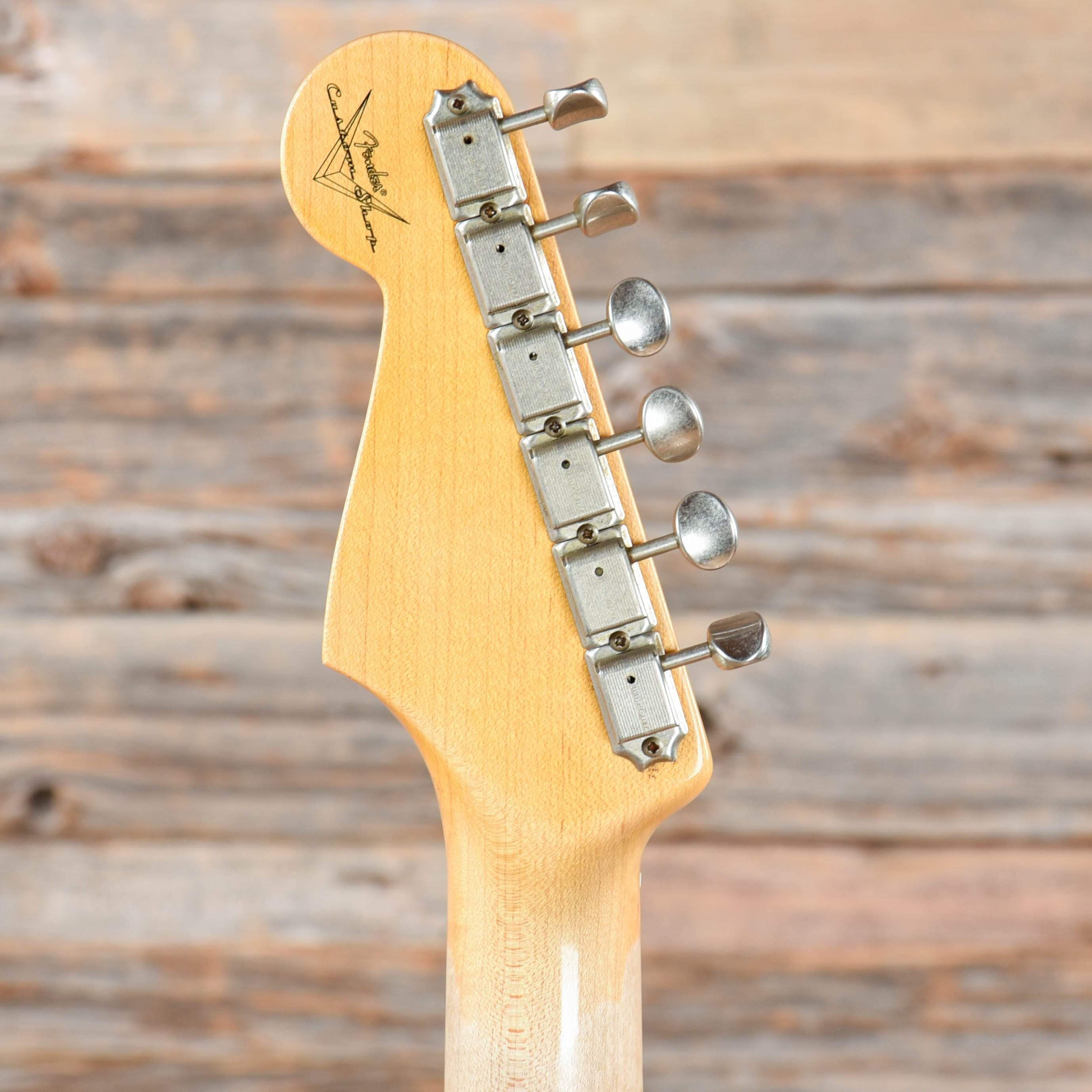 Fender Custom Shop 1964 Stratocaster Journeyman Relic Sunburst 2018 Electric Guitars / Solid Body