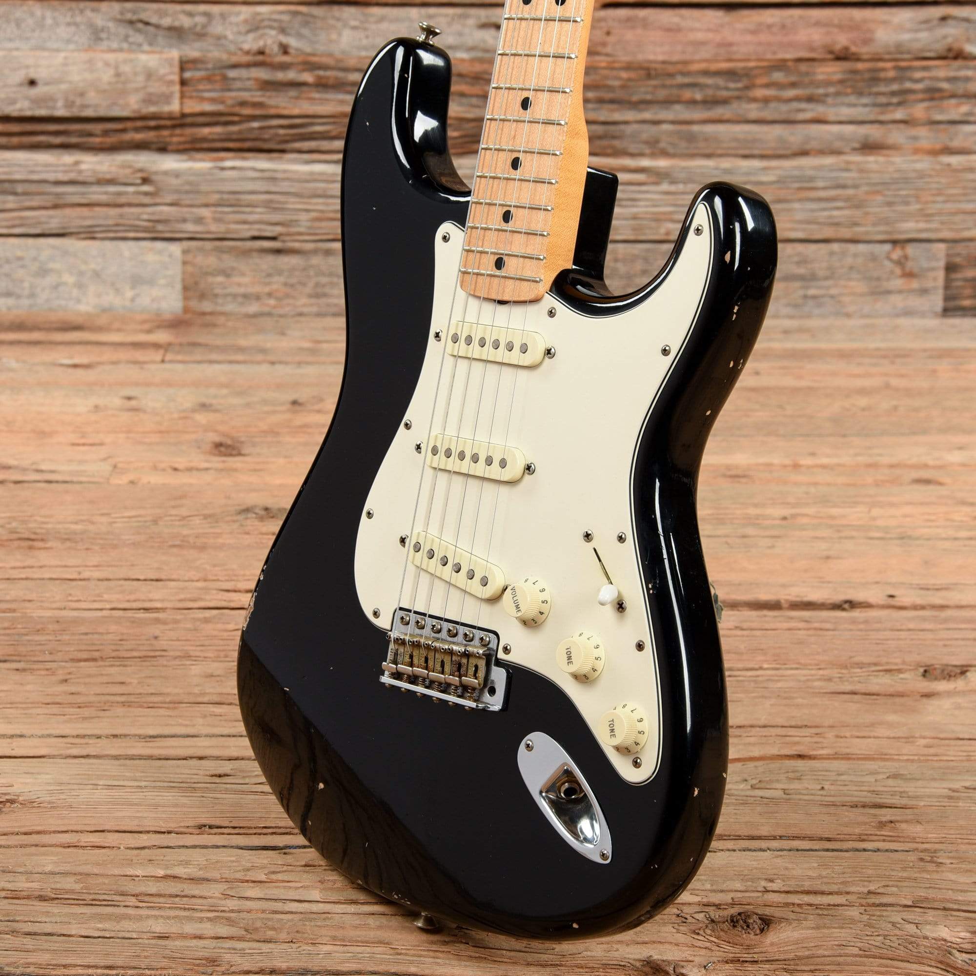 Fender Custom Shop 1966 Stratocaster Relic Black 2006 Electric Guitars / Solid Body