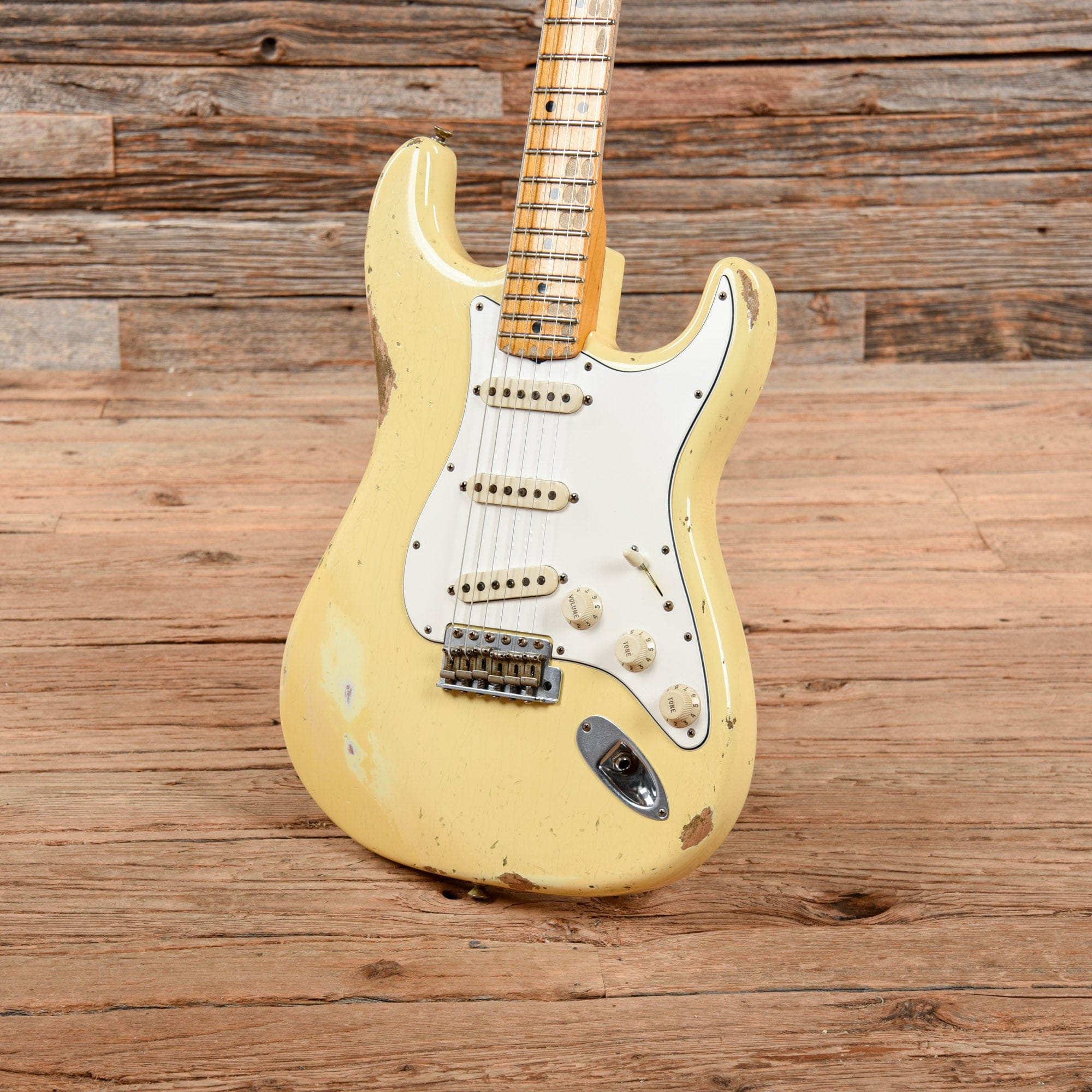 Fender Custom Shop 1969 Stratocaster Heavy Relic Aged Vintage White 2016 Electric Guitars / Solid Body