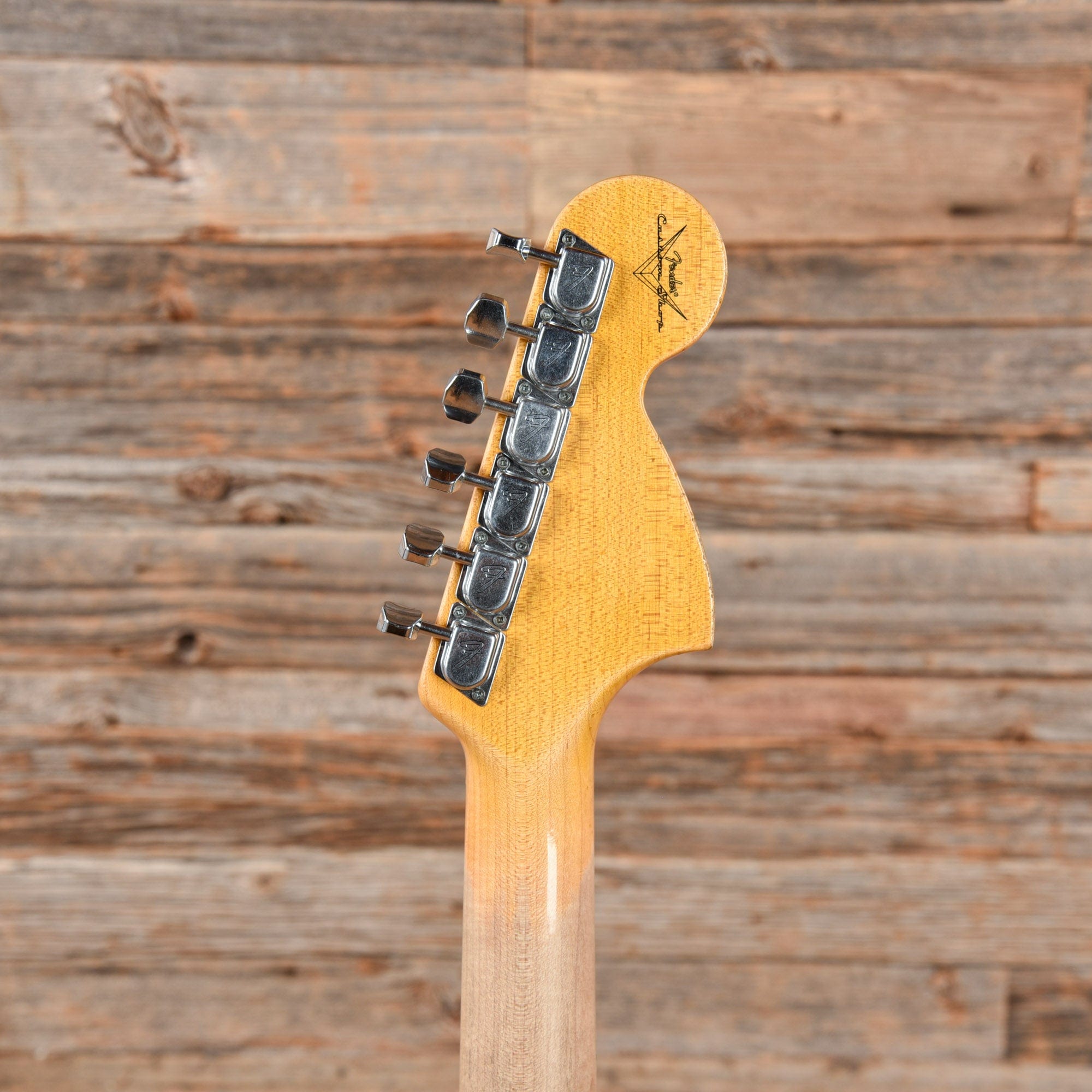 Fender Custom Shop 1969 Stratocaster Heavy Relic Aged Vintage White 2016 Electric Guitars / Solid Body