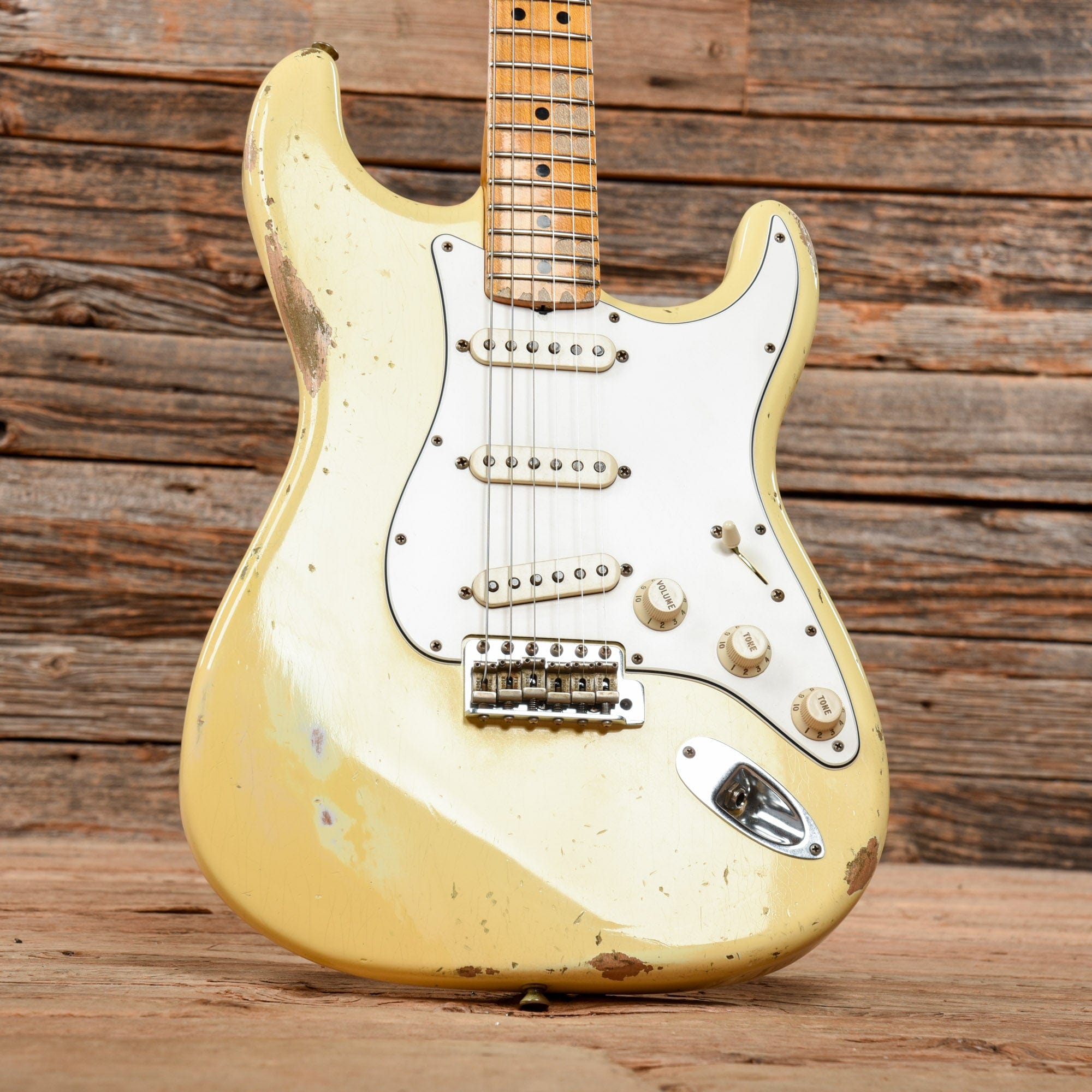 Fender Custom Shop 1969 Stratocaster Heavy Relic Aged Vintage White 2016 Electric Guitars / Solid Body