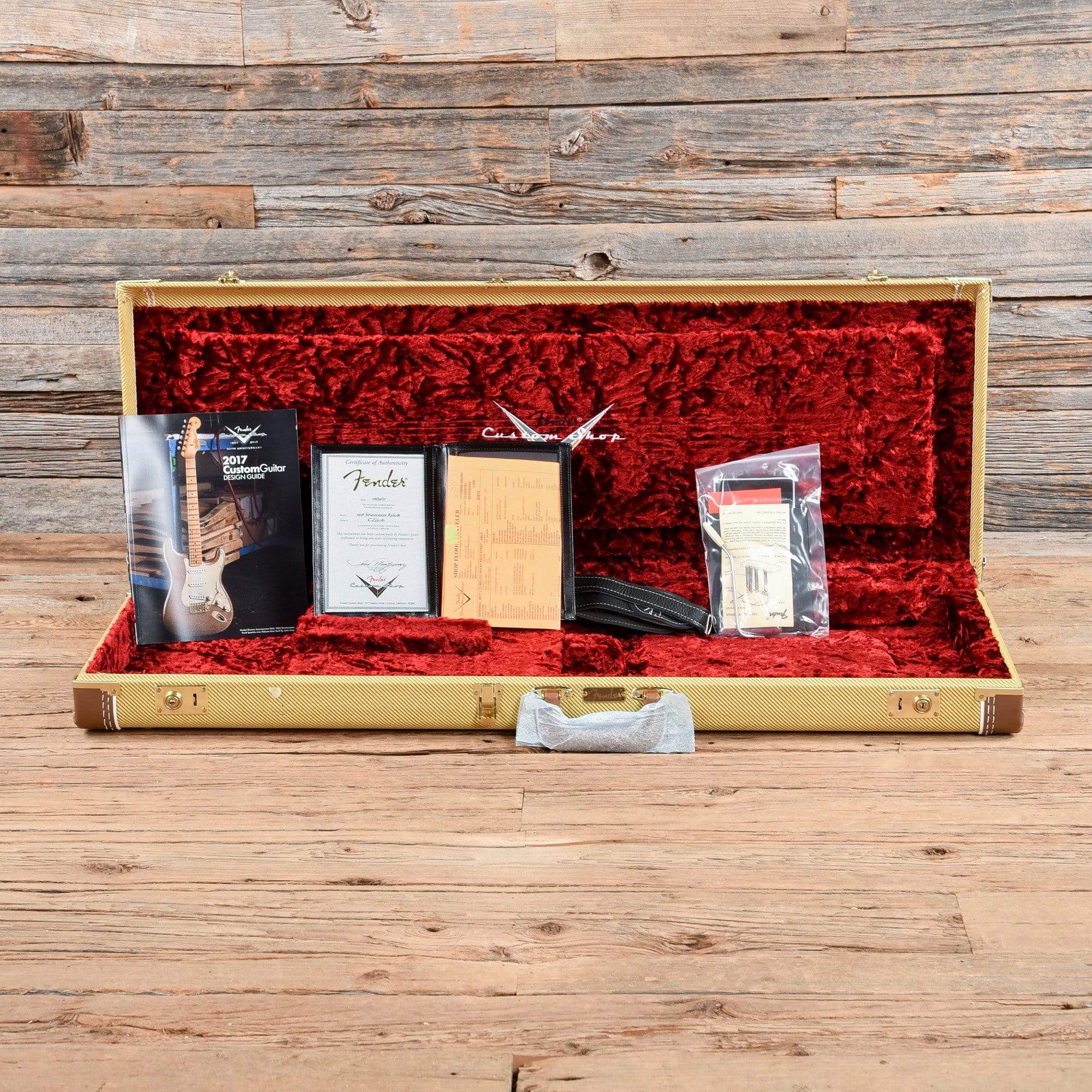 Fender Custom Shop 2017 Limited Fat Roasted 1956 Stratocaster Relic Aged Black 2017 Electric Guitars / Solid Body