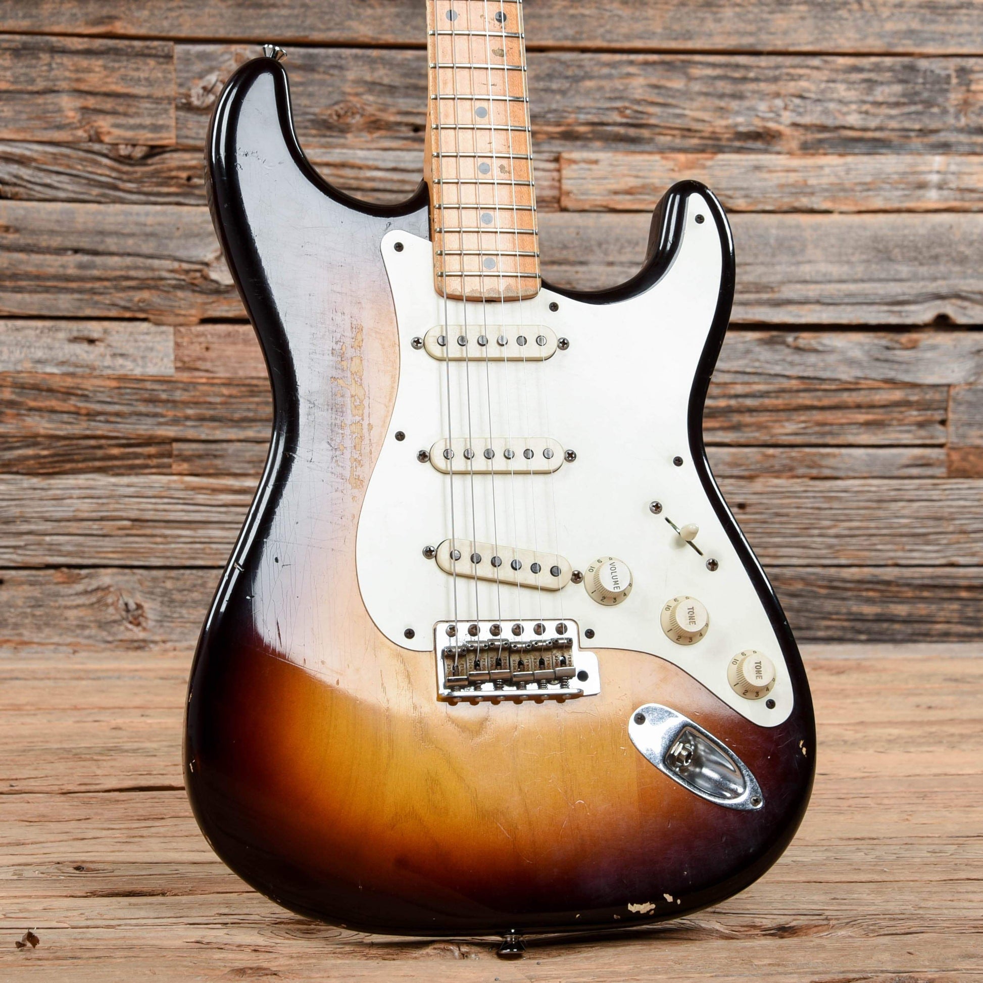 Fender Custom Shop '50s Duo-Tone Stratocaster Relic Sunburst 2012 Electric Guitars / Solid Body