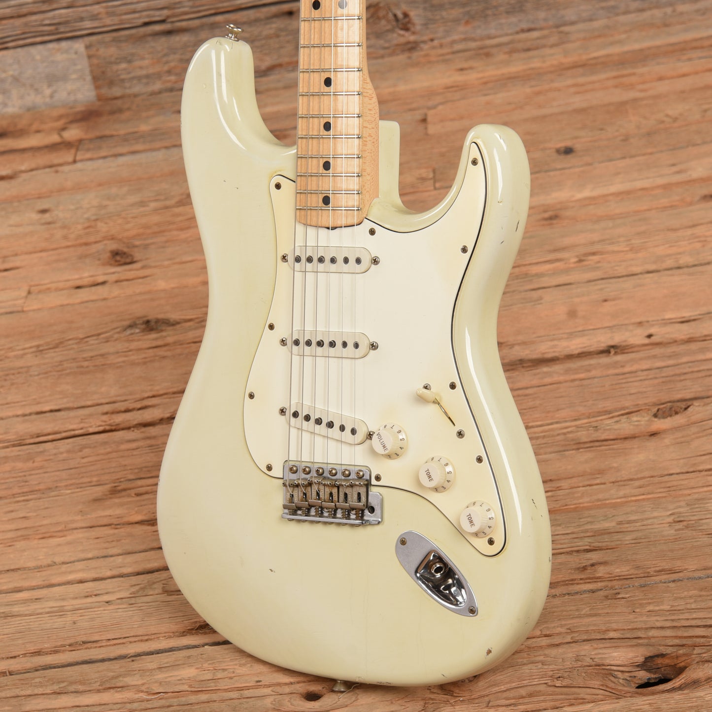 Fender Custom Shop '69 Stratocaster Relic Olympic White 2002 Electric Guitars / Solid Body