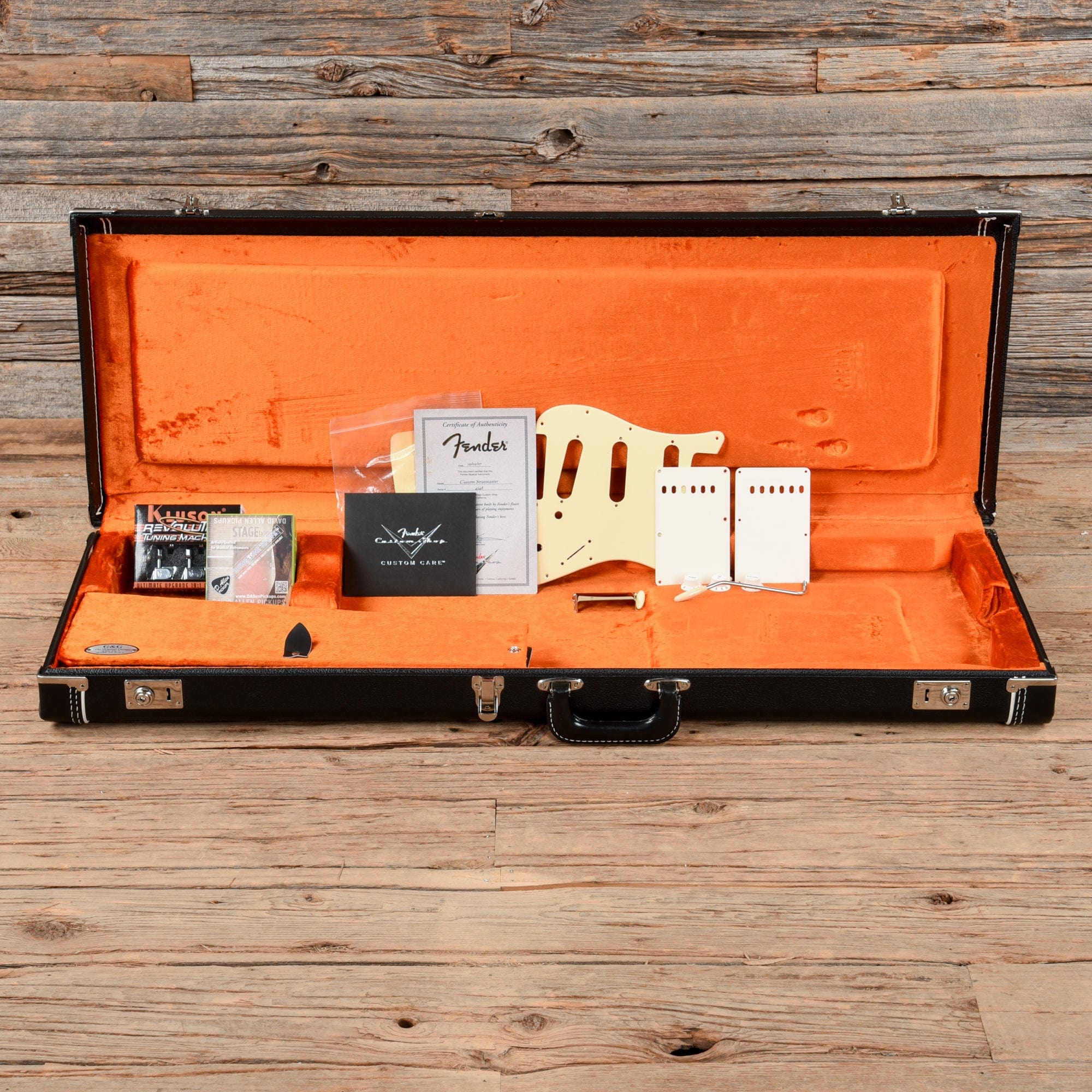 Fender Custom Shop Custom Stratocaster Satin Natural 2007 Electric Guitars / Solid Body