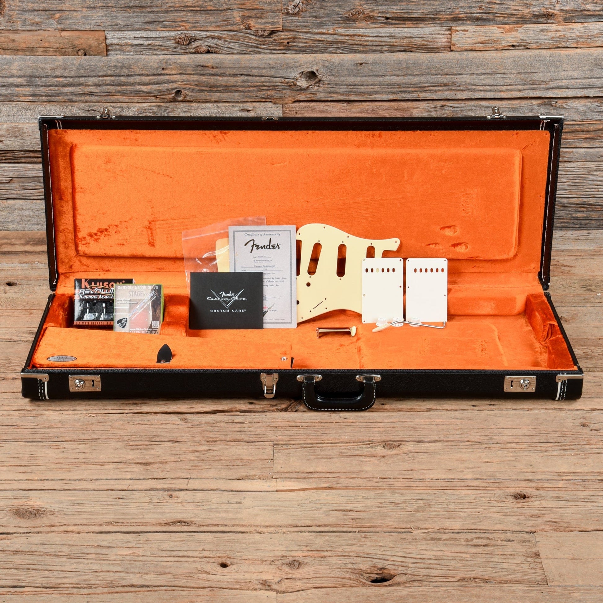 Fender Custom Shop Custom Stratocaster Satin Natural 2007 Electric Guitars / Solid Body