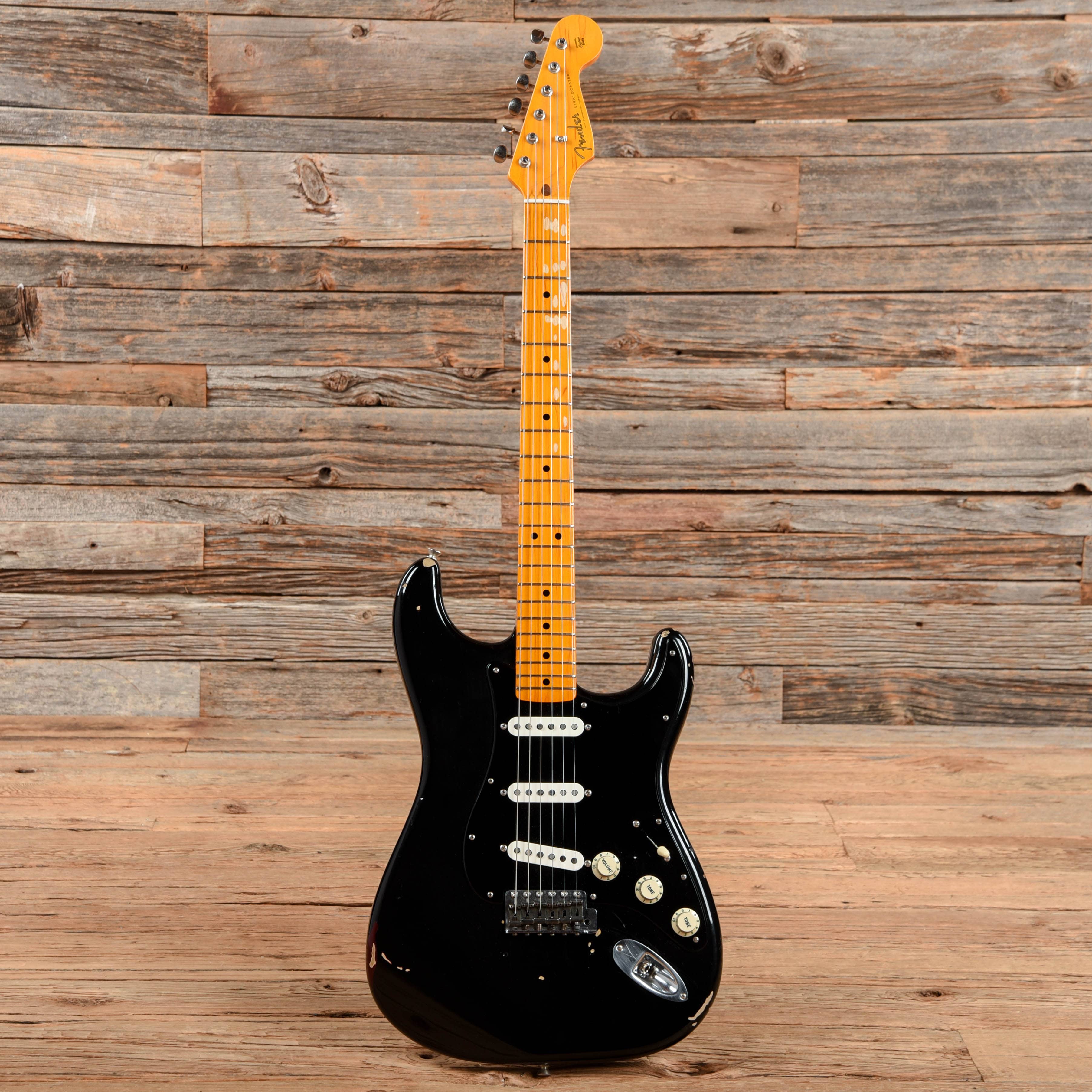 Fender Custom Shop David Gilmour Stratocaster Relic Black 2016 Electric Guitars / Solid Body