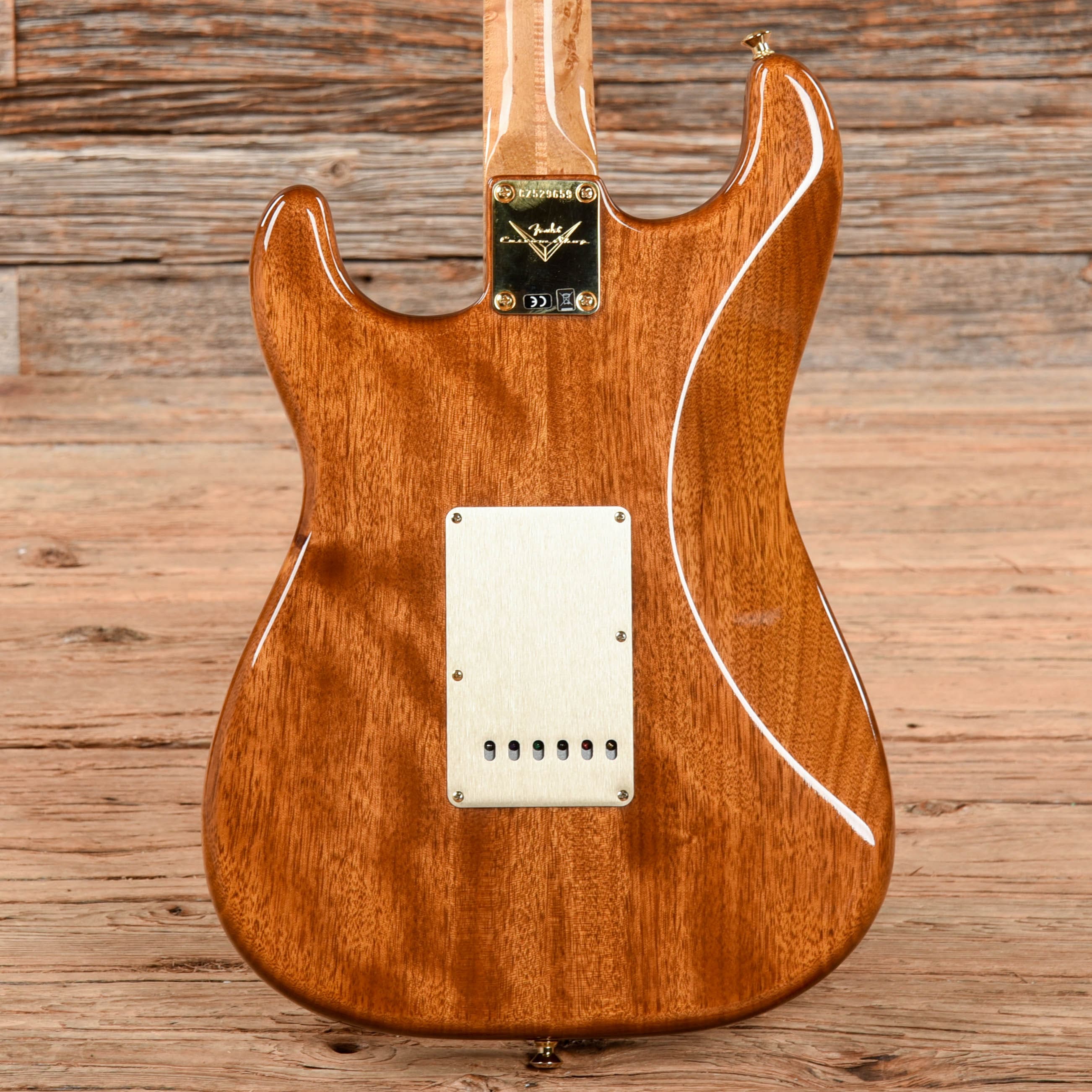 Stratocaster Back Fender Custom Shop Figured Mahogany Stratocaster Natural 2018 – Chicago ...