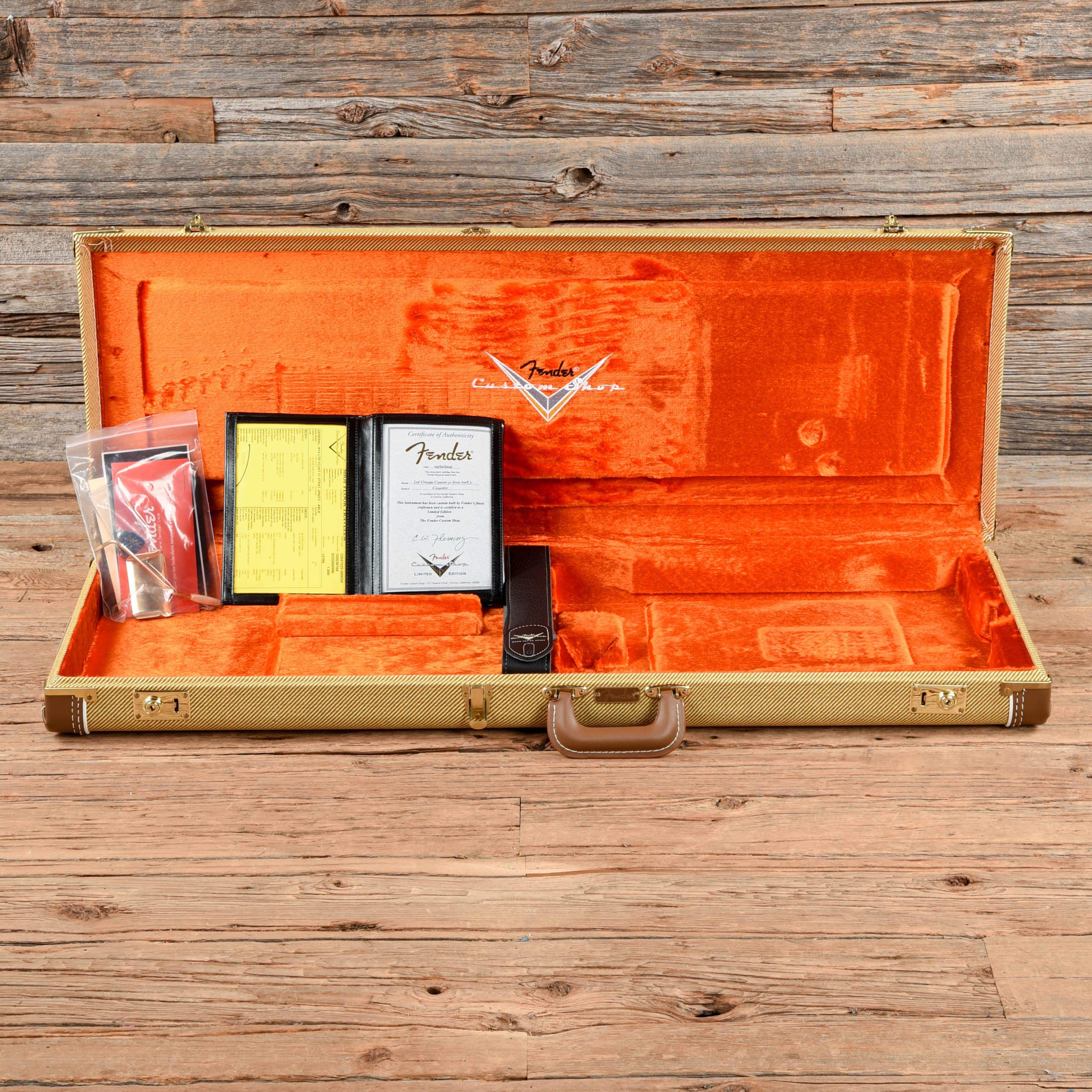 Fender Custom Shop Limited 1957 Stratocaster Journeyman Relic Black 2019 Electric Guitars / Solid Body