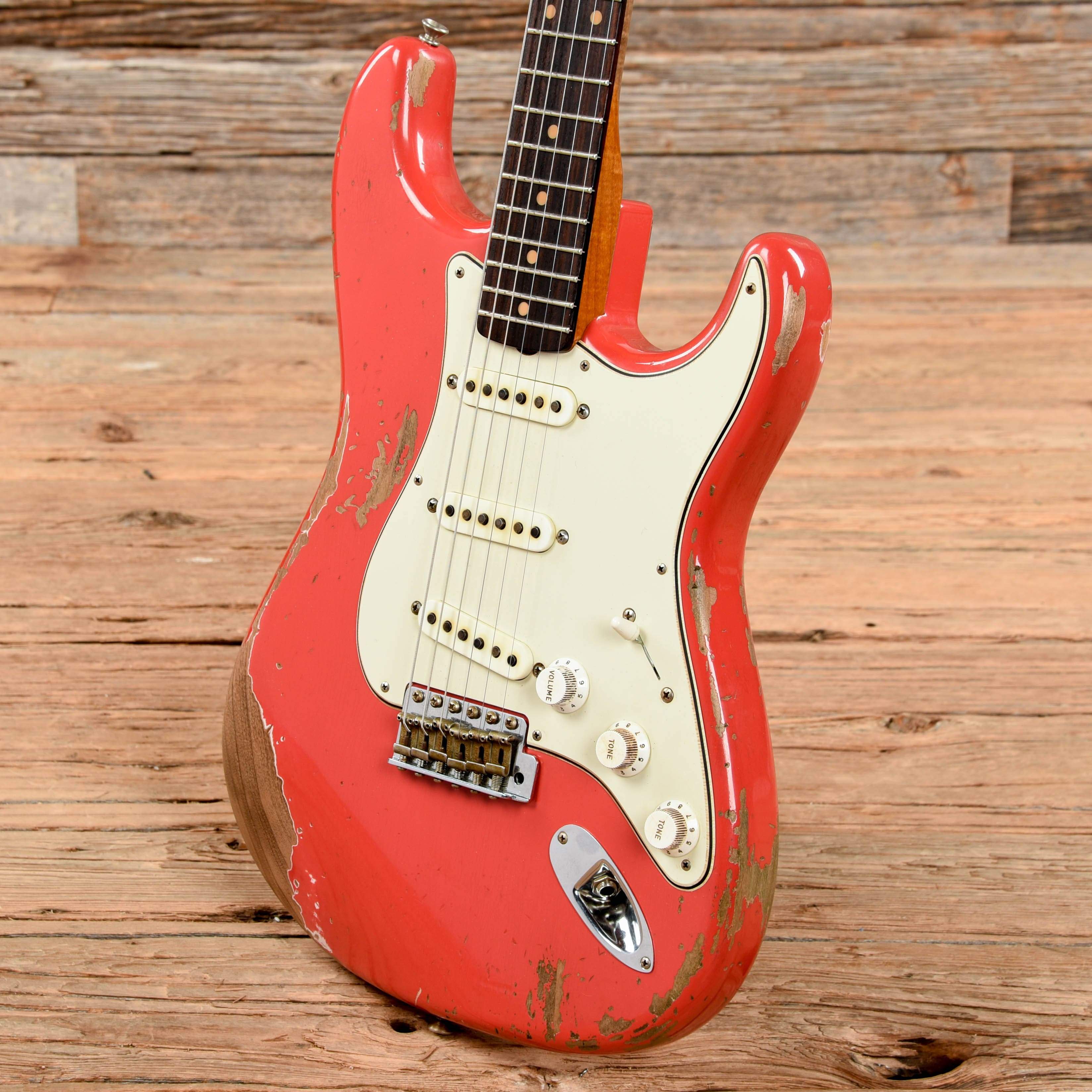 Fender Custom Shop Limited 1959 Stratocaster Roasted Heavy Relic Aged Fiesta Red 2017 Electric Guitars / Solid Body