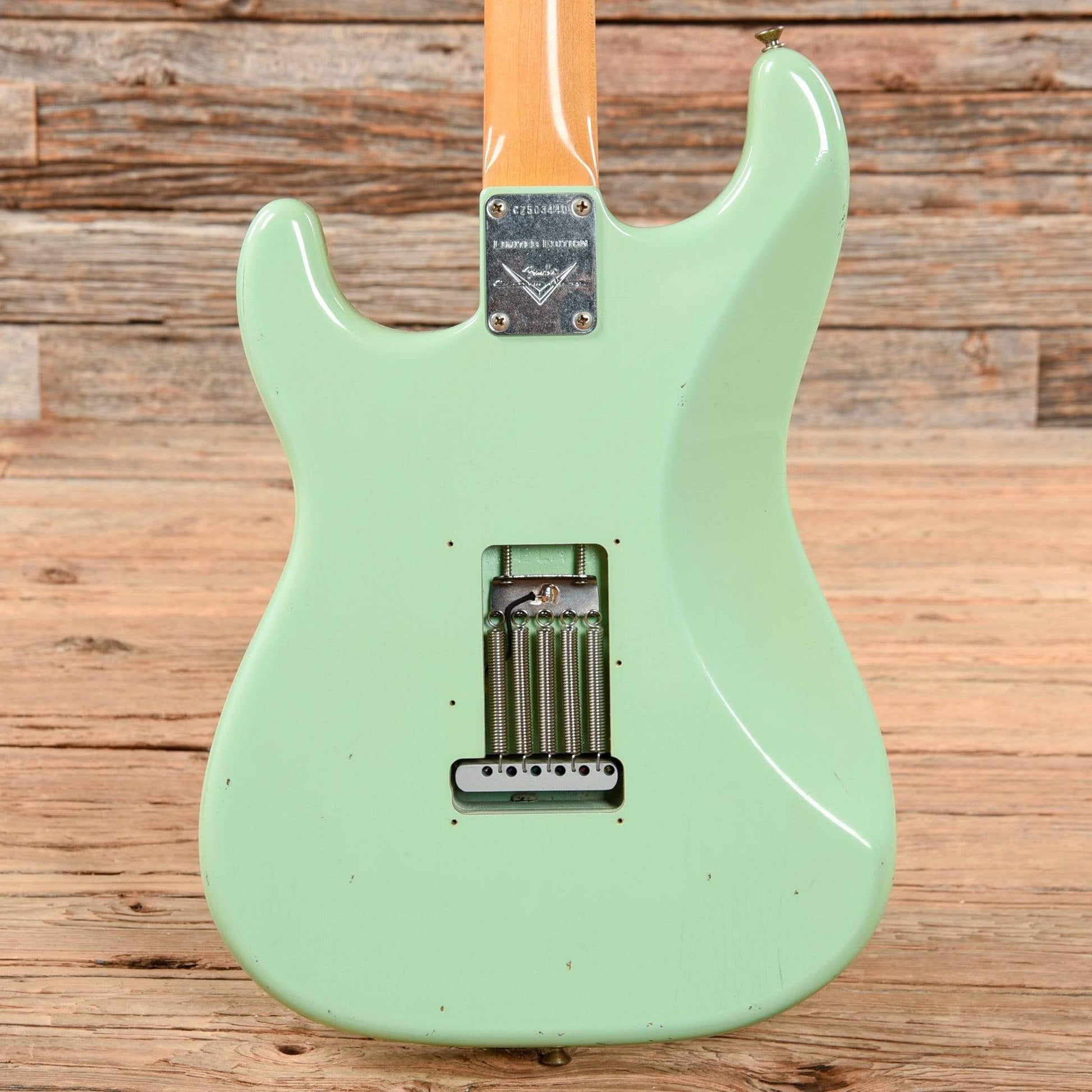 Fender Custom Shop Limited Dealer Select '60s Stratocaster Relic Surf Green 2005 Electric Guitars / Solid Body