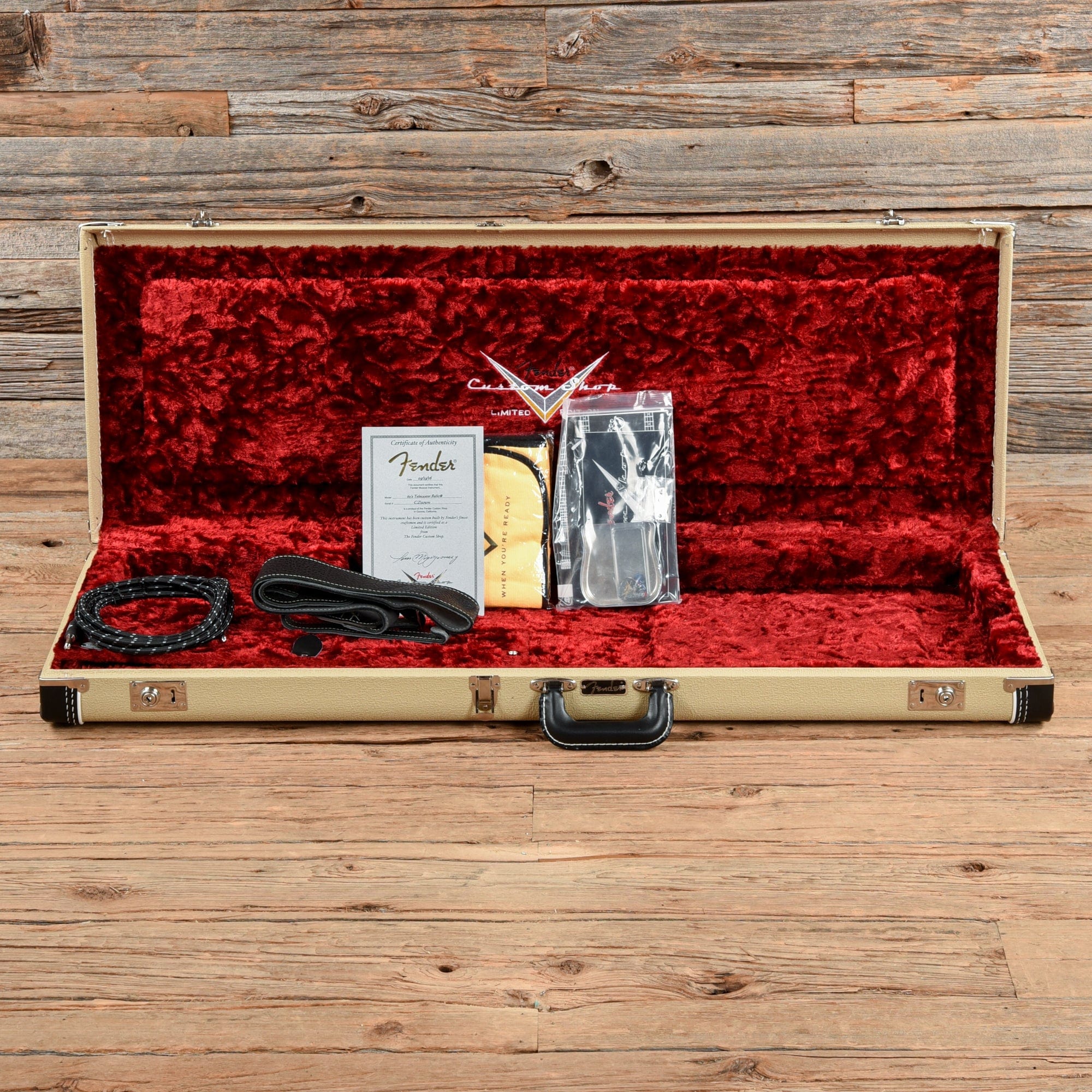 Fender Custom Shop Limited Edition '60s Telecaster Relic Sunburst 2016 Electric Guitars / Solid Body