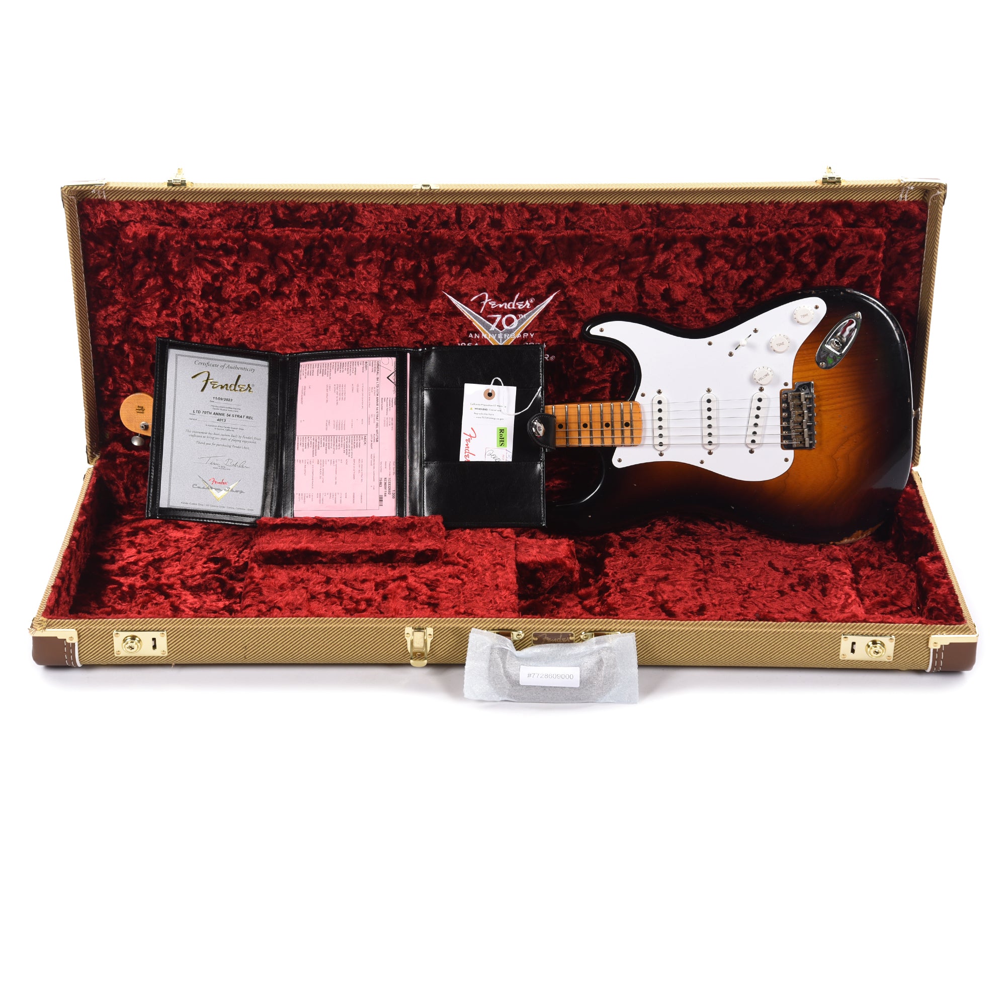 Fender Custom Shop Limited Edition 70th Anniversary 1954 Stratocaster Relic Wide-Fade 2-Color Sunburst Electric Guitars / Solid Body