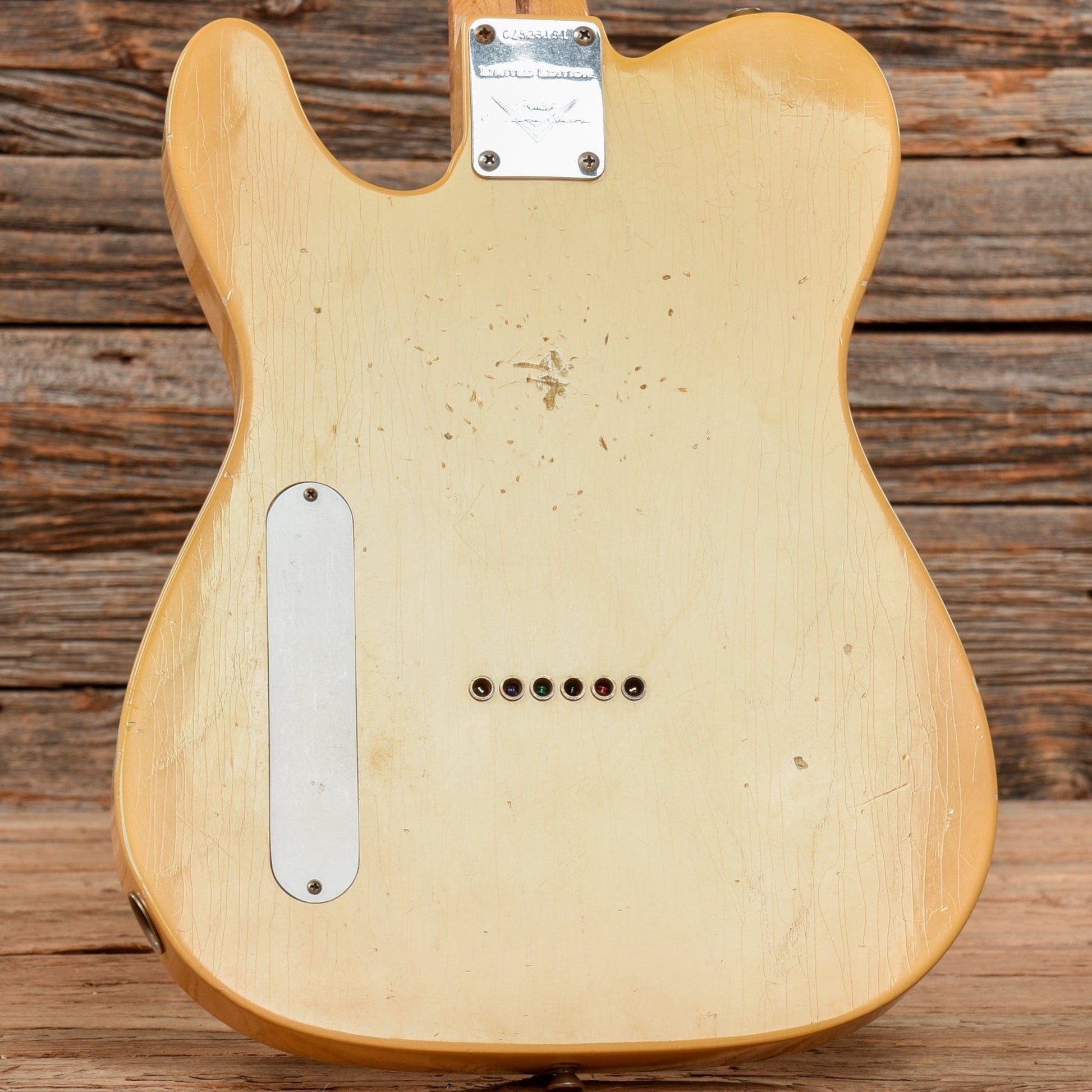 Fender Custom Shop Limited Edition Esquire Relic Nocaster Blonde 2014 Electric Guitars / Solid Body
