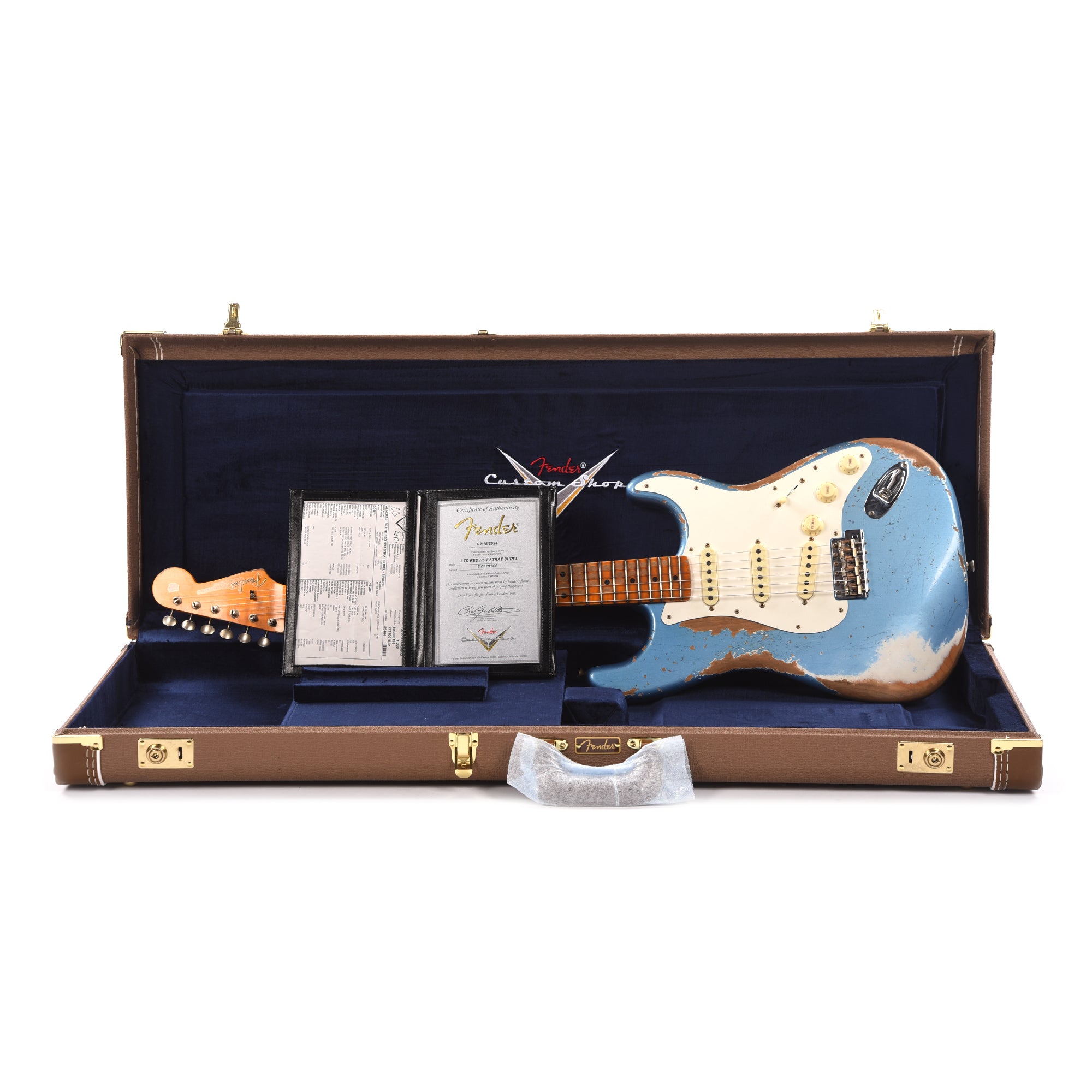Fender Custom Shop Limited Edition Red Hot Stratocaster Super Heavy Relic Super Faded Aged Lake Placid Blue Electric Guitars / Solid Body