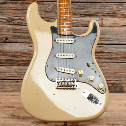 Fender Custom Shop Limited Edition Roasted Tomatillo Stratocaster Relic Aged Desert Sand 2019 Electric Guitars / Solid Body