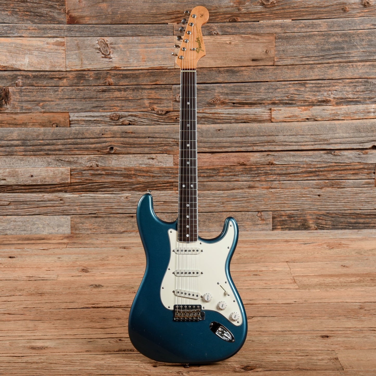Fender Custom Shop Master Design Mark Kendrick 1965 Stratocaster Relic Lake Placid Blue 2004 Electric Guitars / Solid Body