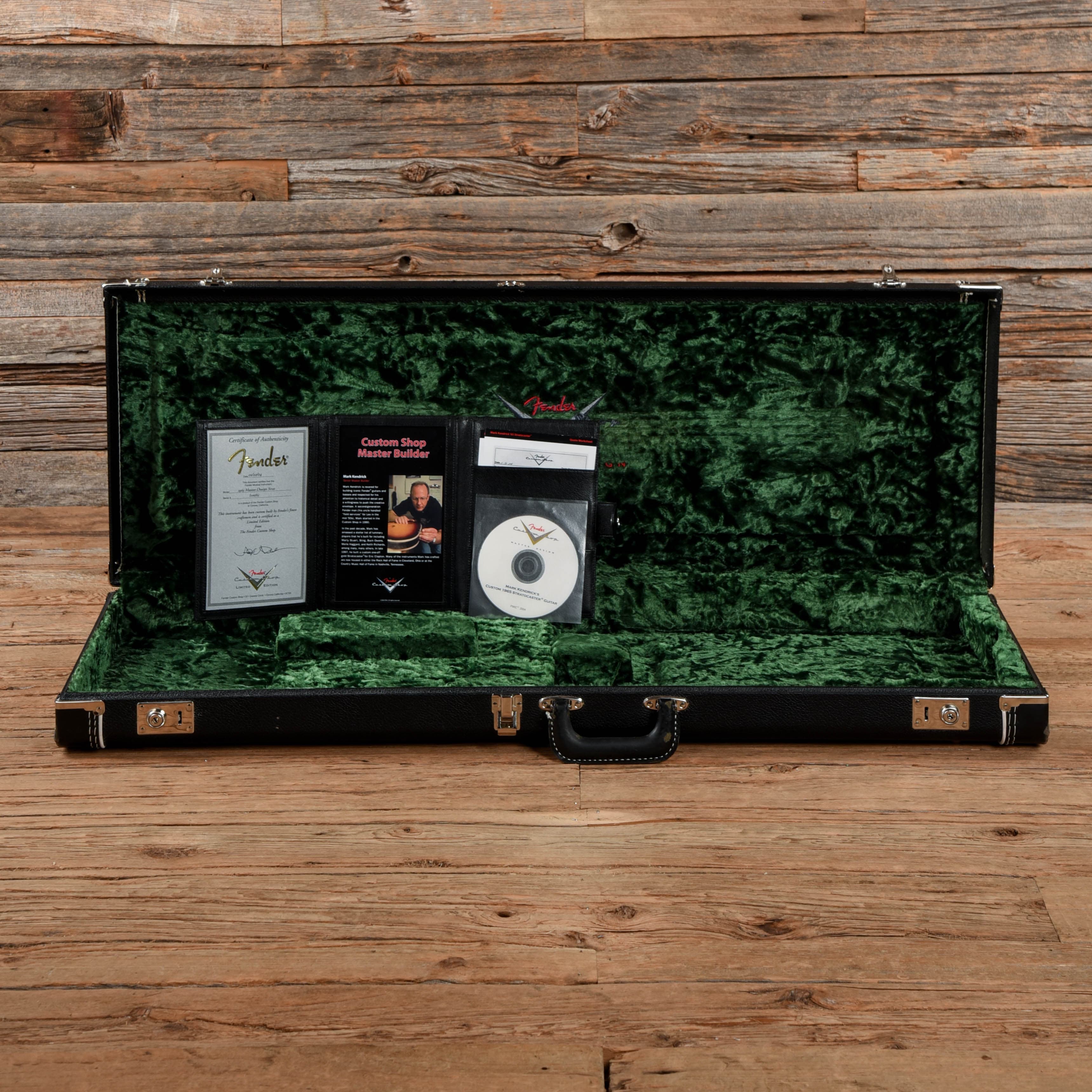 Fender Custom Shop Master Design Mark Kendrick 1965 Stratocaster Relic Lake Placid Blue 2004 Electric Guitars / Solid Body