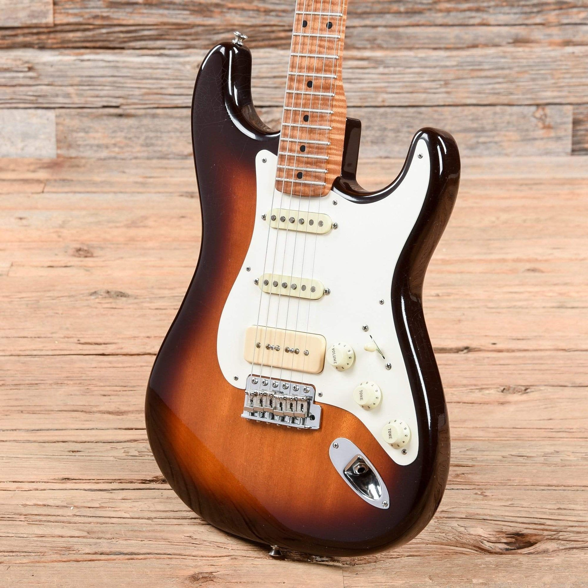 Fender Custom Shop Okume Stratocaster Closet Classic Masterbuilt by Dale Wilson Sunburst 2015 Electric Guitars / Solid Body