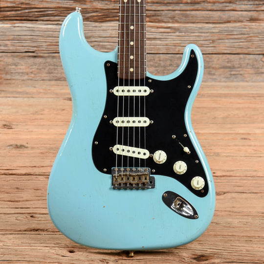 Fender Custom Shop Post Modern Stratocaster Journeyman Relic Daphne Blue 2017 Electric Guitars / Solid Body
