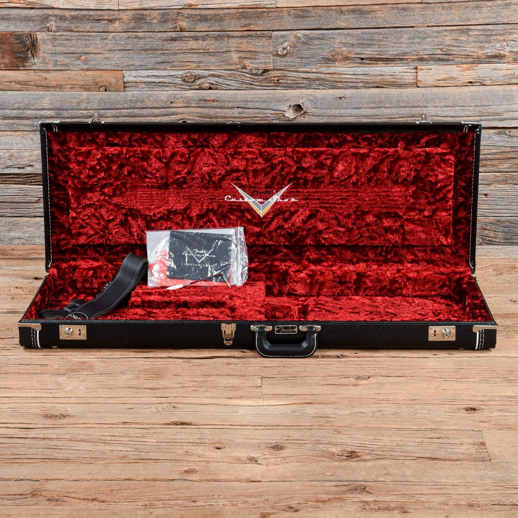 Fender Custom Shop Postmodern Stratocaster Closet Classic Sunburst 2017 Electric Guitars / Solid Body