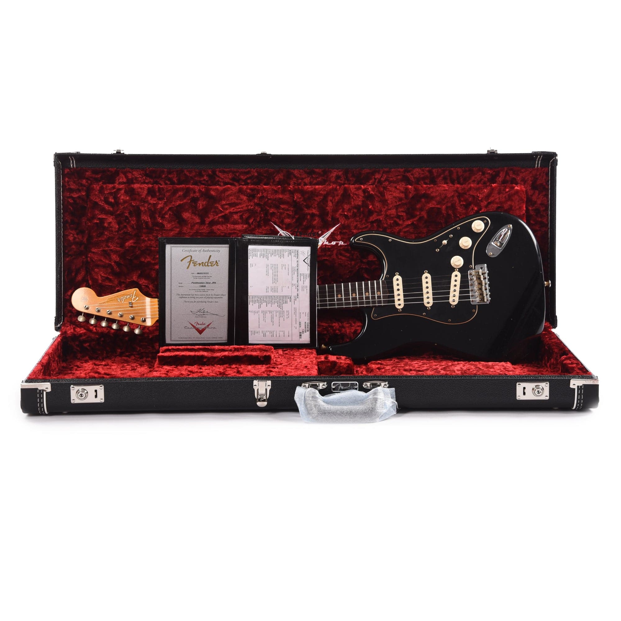 Fender Custom Shop Postmodern Stratocaster Journeyman Relic Aged Black Electric Guitars / Solid Body