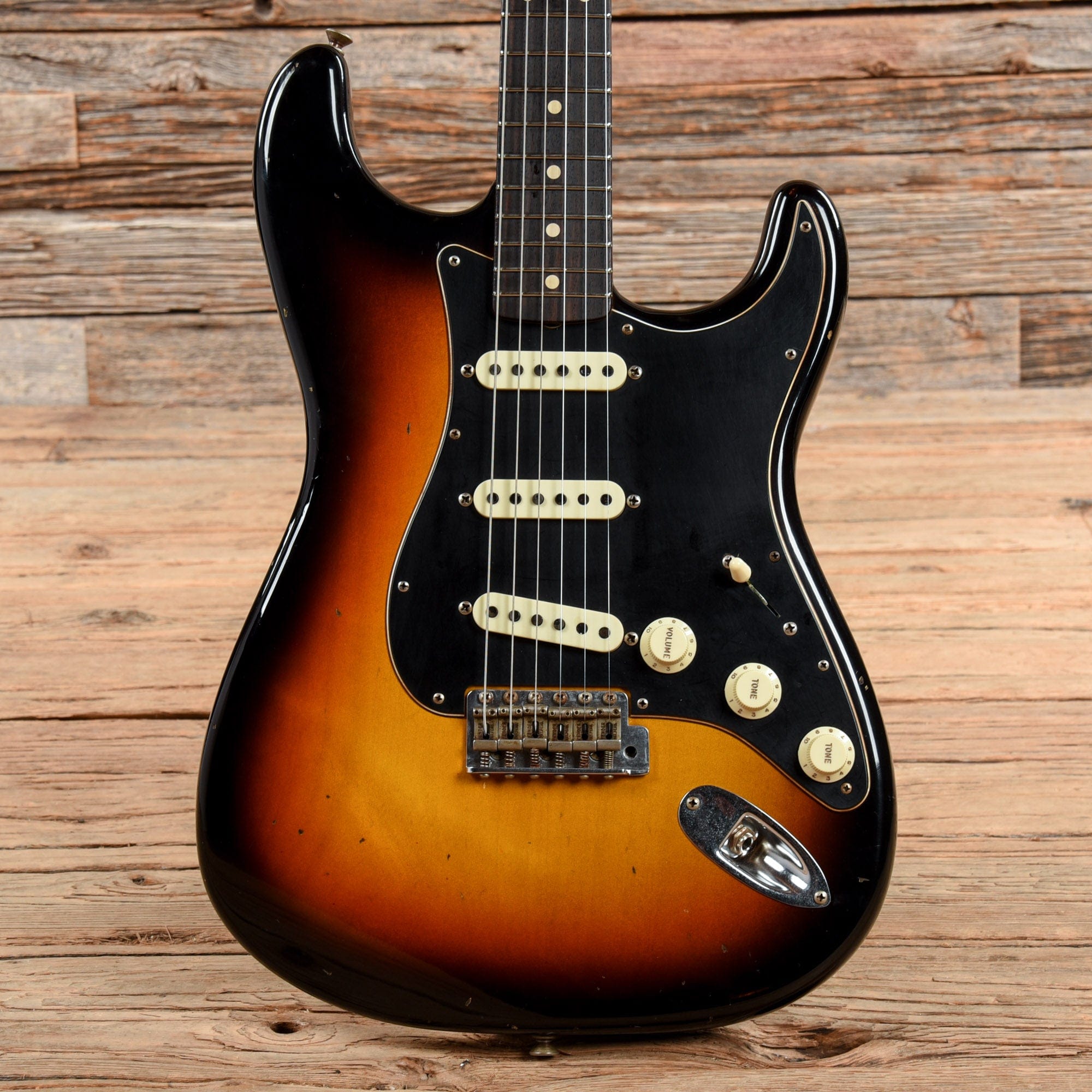 Fender Custom Shop Wildwood 10 1961 Stratocaster Journeyman Relic Sunburst Electric Guitars / Solid Body