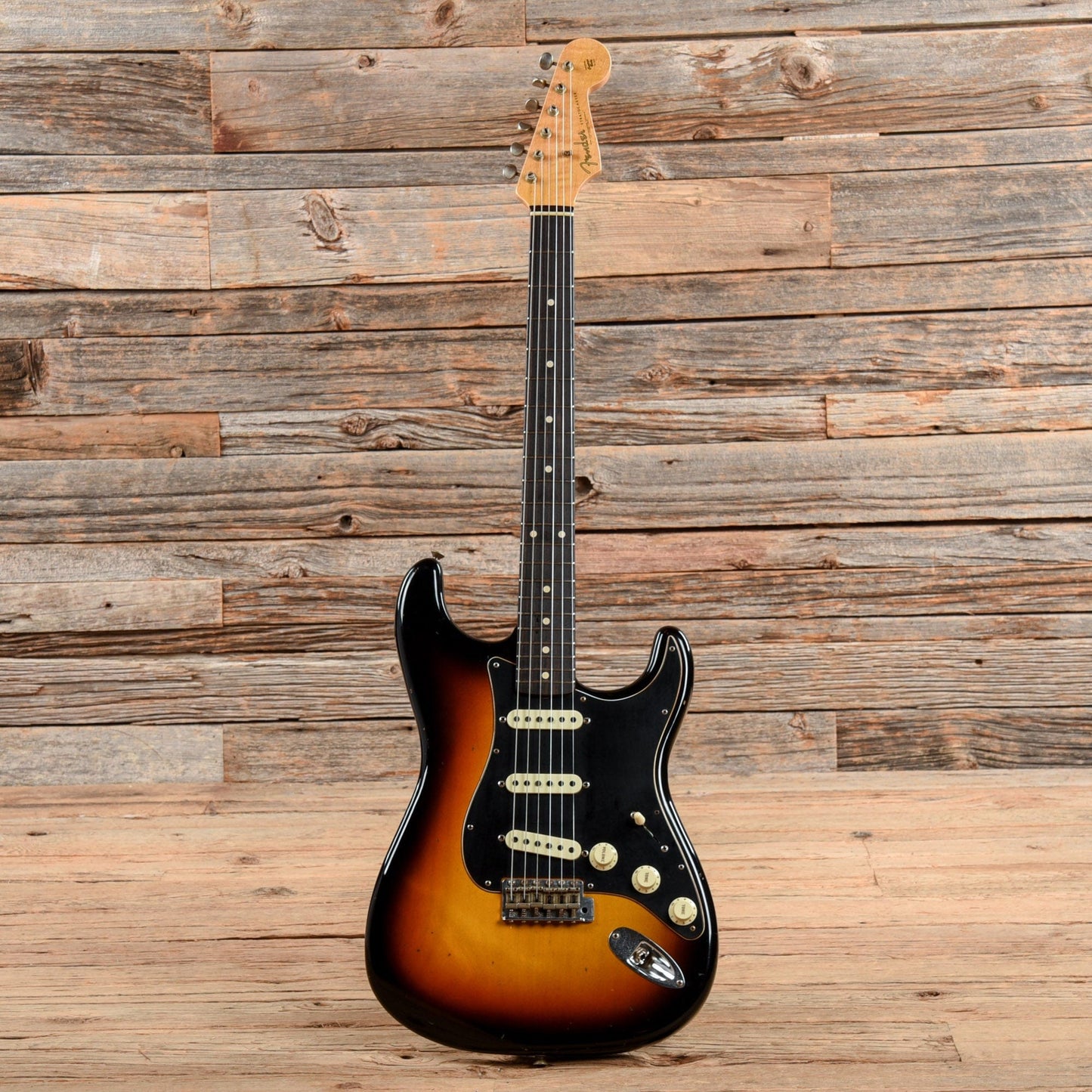 Fender Custom Shop Wildwood 10 1961 Stratocaster Journeyman Relic Sunburst Electric Guitars / Solid Body