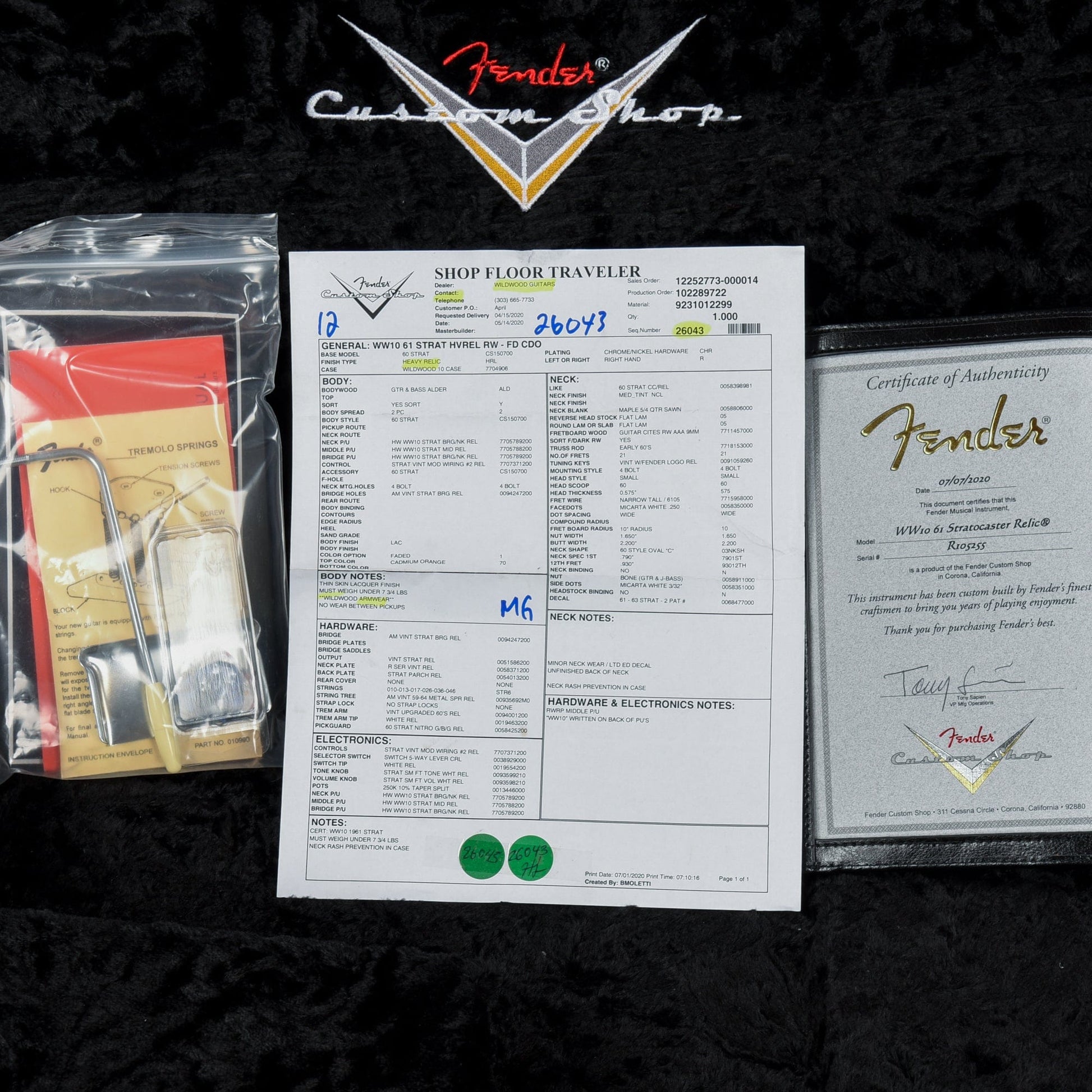 Fender Custom Shop Wildwood 10 1961 Stratocater Relic Faded Cadmium Orange 2020 Electric Guitars / Solid Body