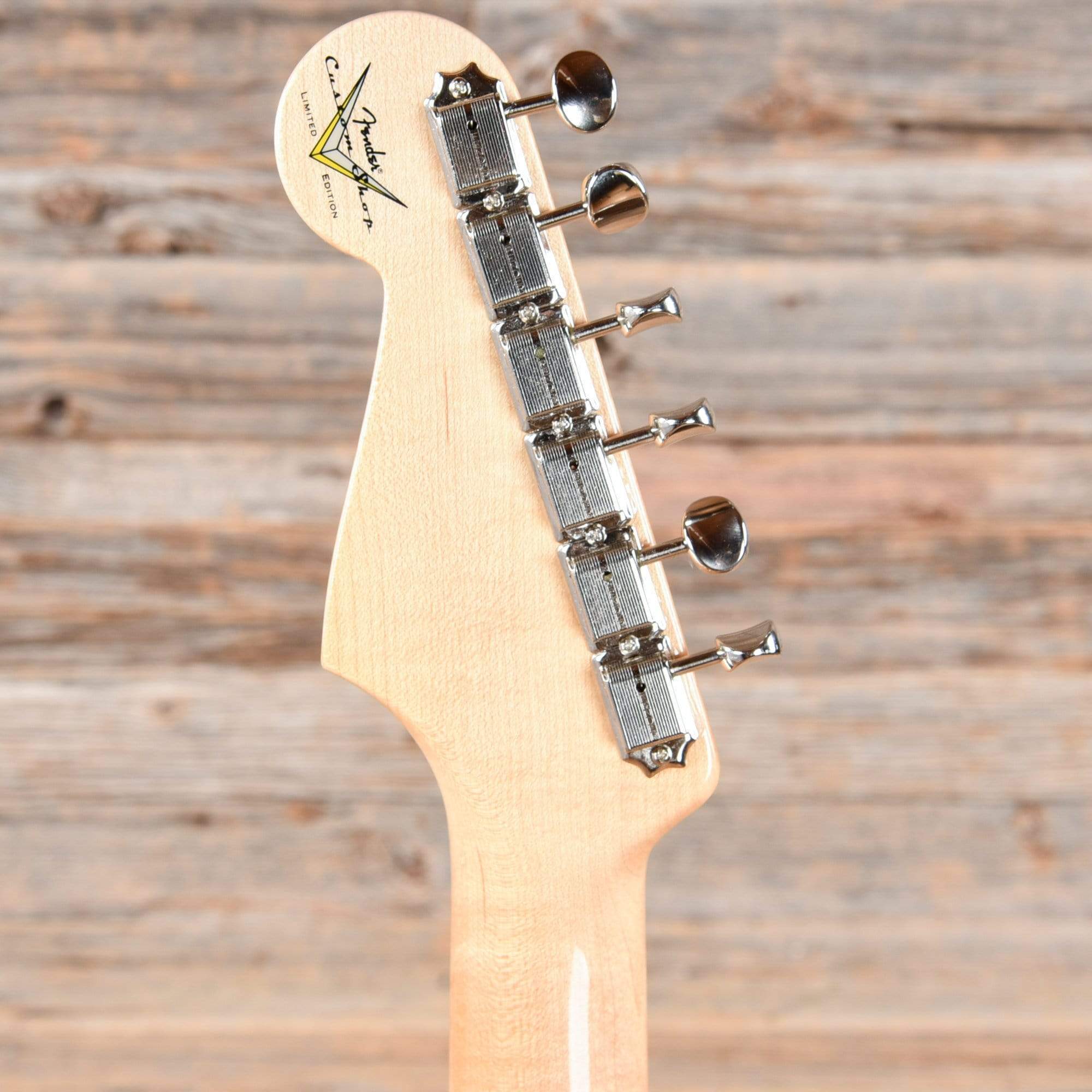 Fender Custom Shop Wildwood 10 1965 Stratocaster NOS 3-Color Sunburst 2017 Electric Guitars / Solid Body