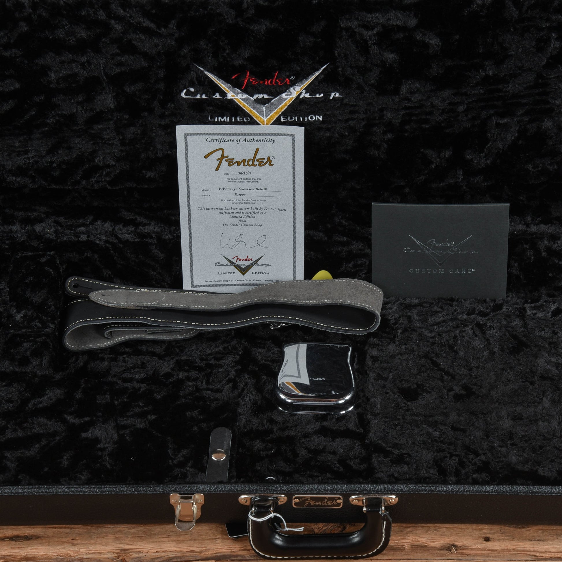 Fender Custom Shop WW10 '52' Telecaster Relic Sunburst Electric Guitars / Solid Body