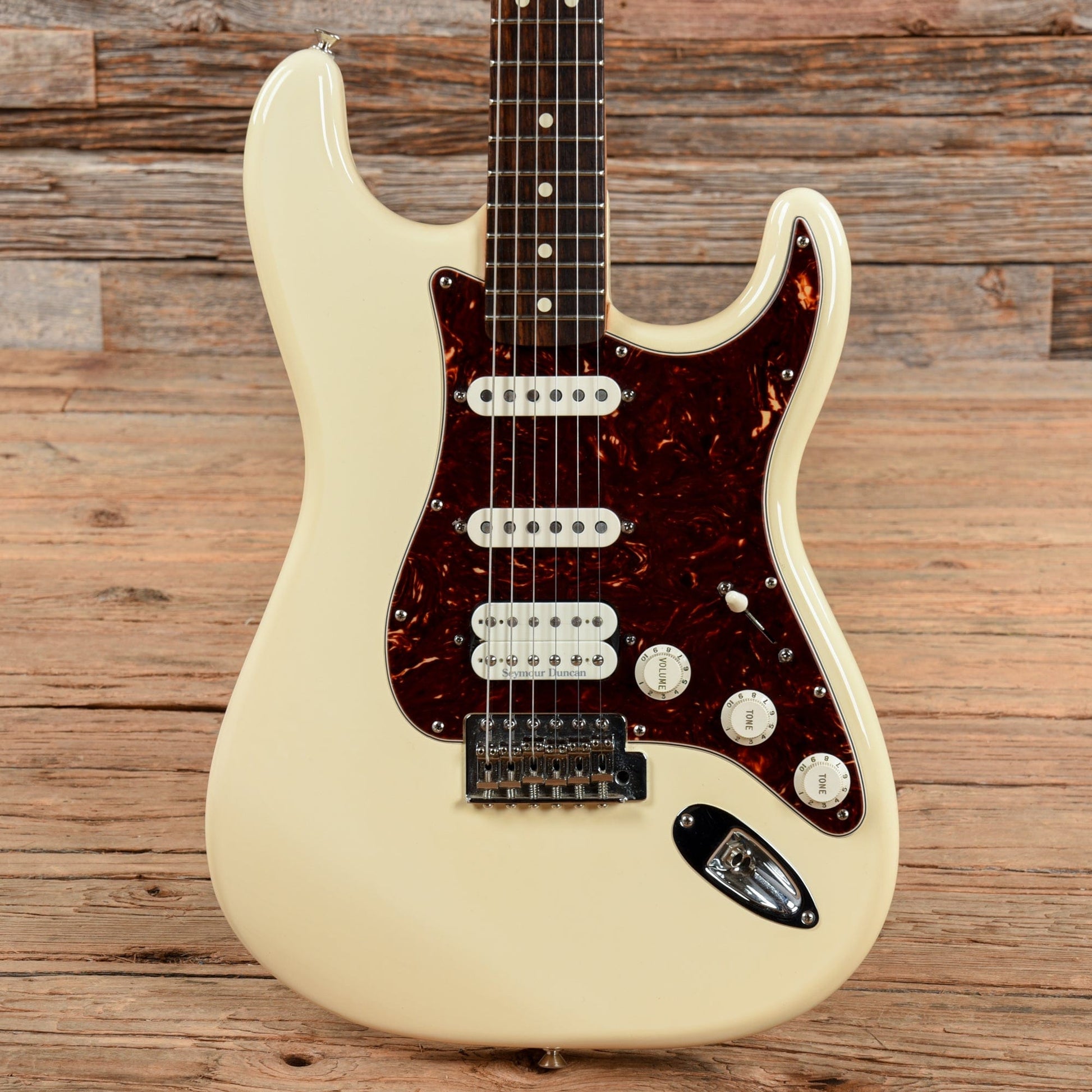 Fender Deluxe Lone Star Stratocaster Olympic White 2007 Electric Guitars / Solid Body