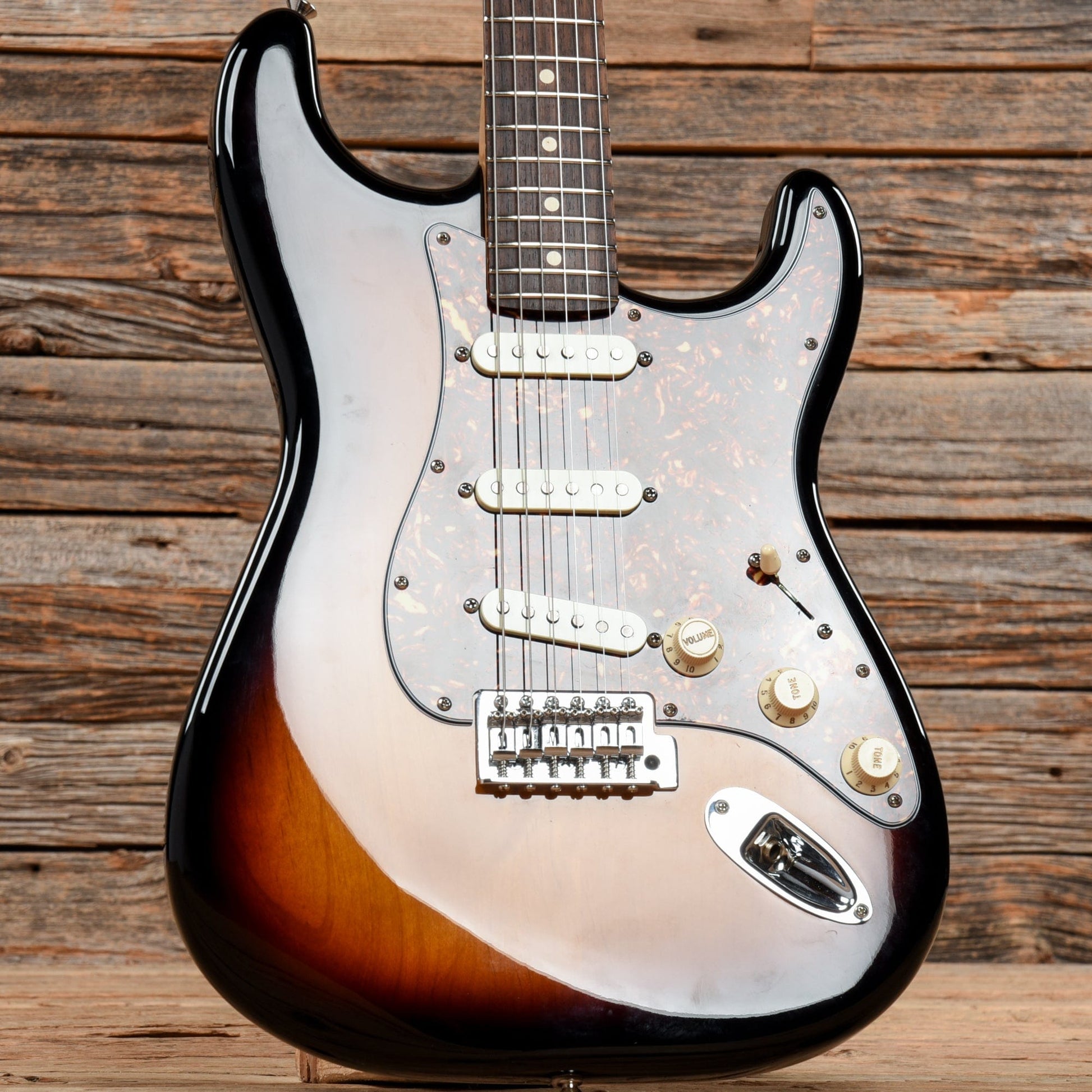 Fender Deluxe Lone Star Stratocaster Sunburst 2013 Electric Guitars / Solid Body