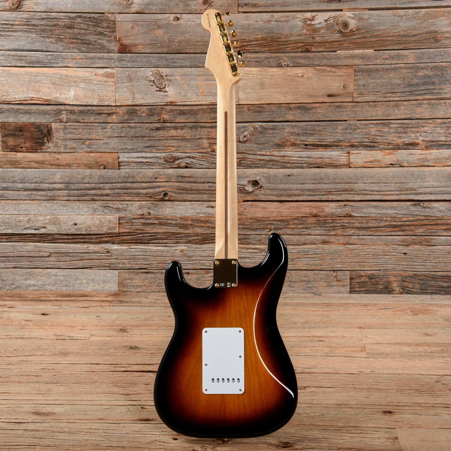 Fender Deluxe Players Stratocaster Sunburst 2009 Electric Guitars / Solid Body