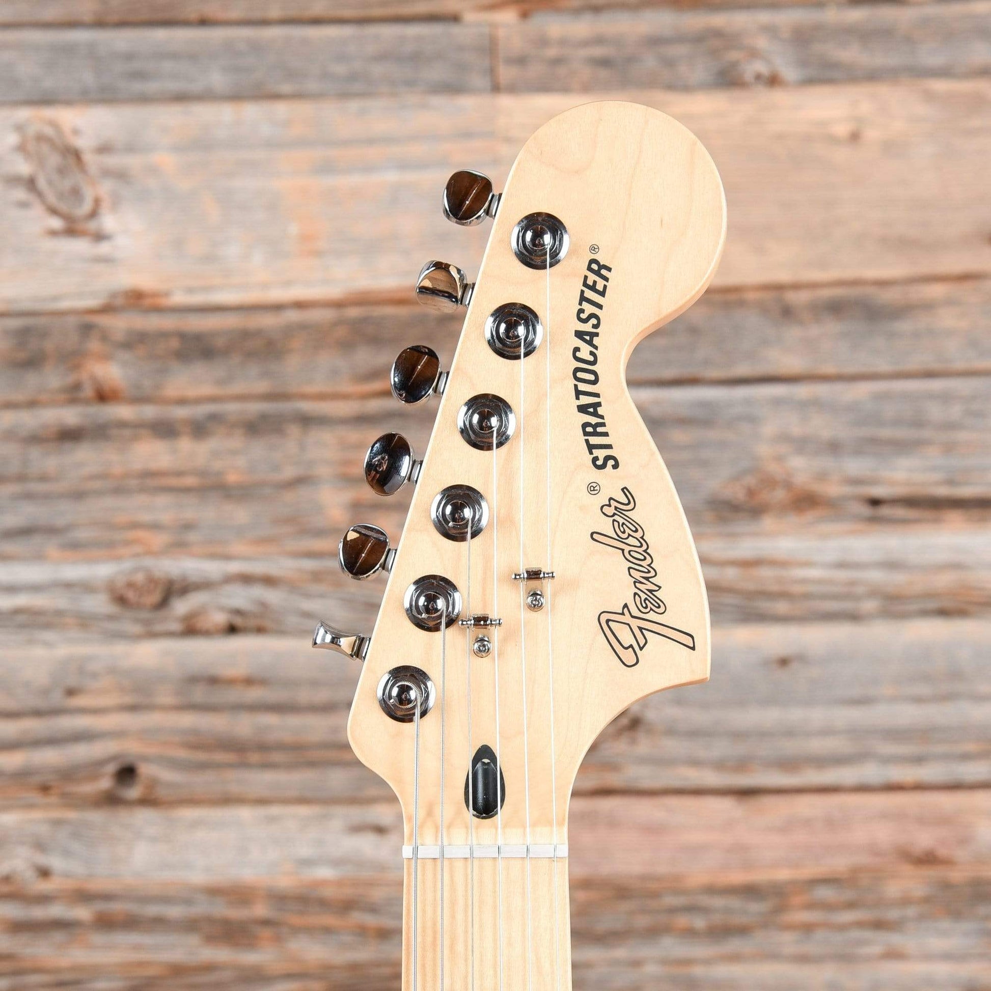 Fender Deluxe Roadhouse Stratocaster Olympic White 2019 Electric Guitars / Solid Body