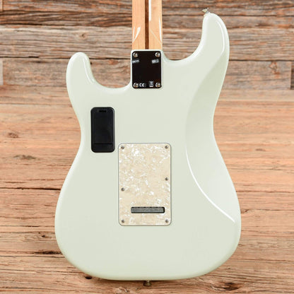 Fender Deluxe Roadhouse Stratocaster Sonic Blue 2013 Electric Guitars / Solid Body