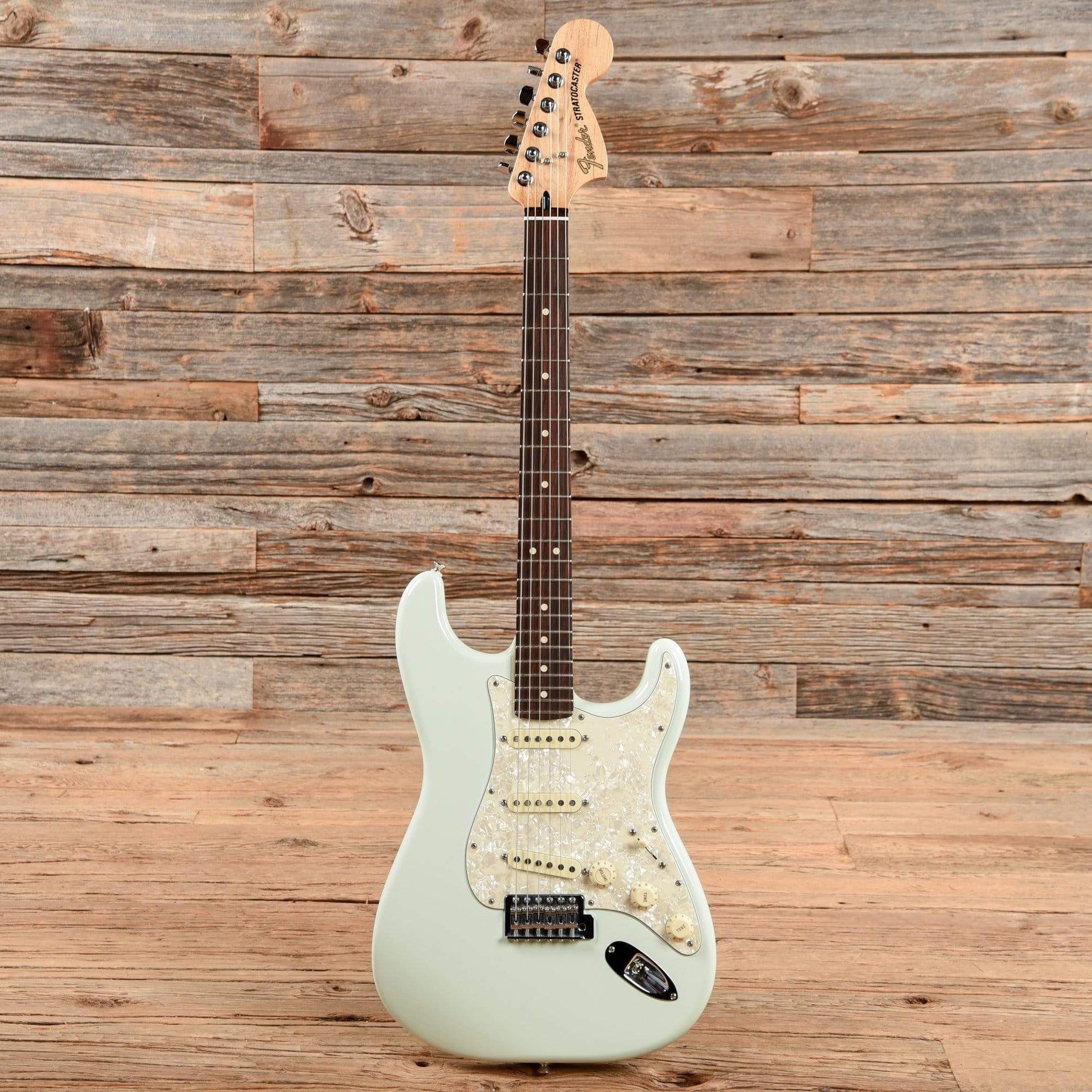 Fender Deluxe Roadhouse Stratocaster Sonic Blue 2013 Electric Guitars / Solid Body