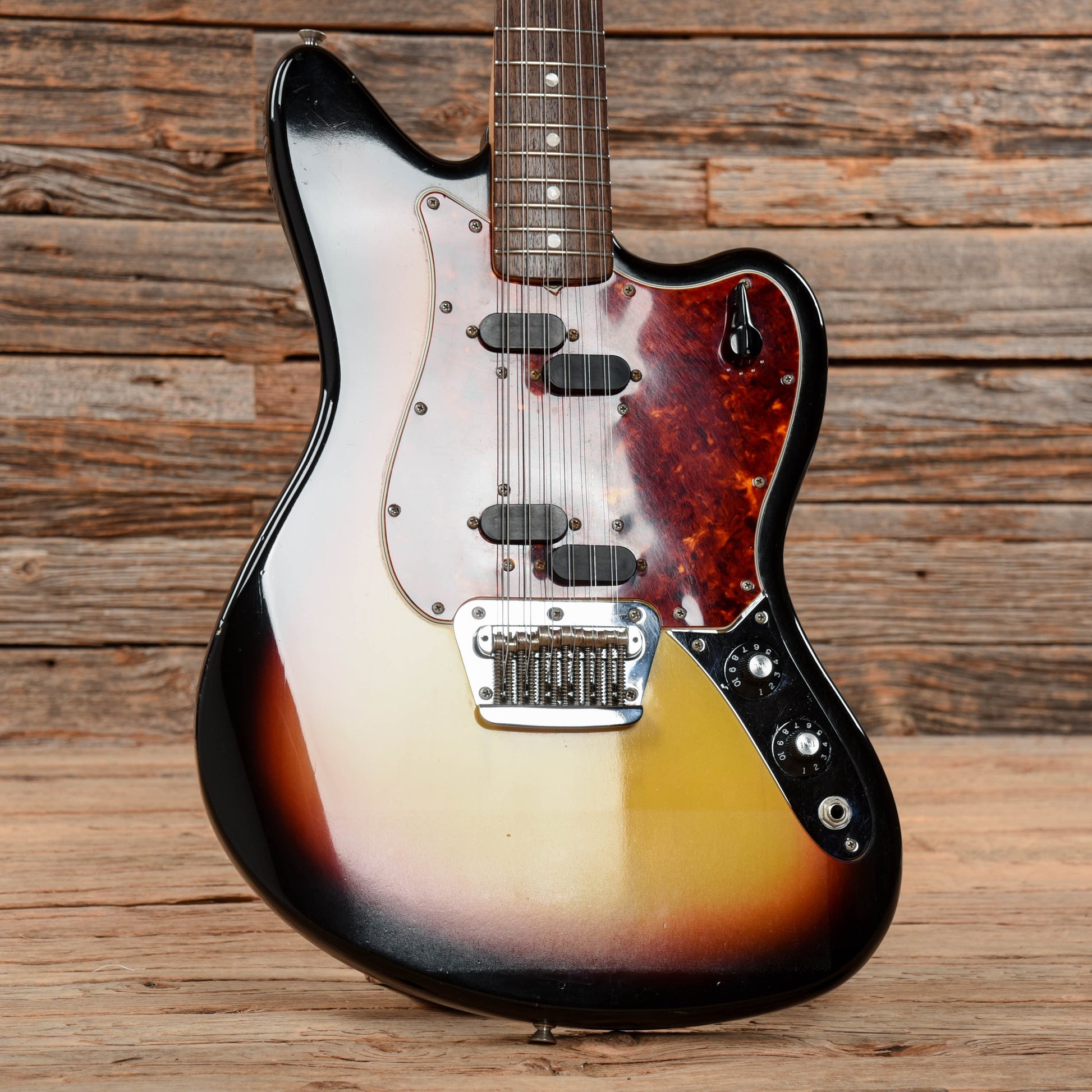 Fender Electric XII Sunburst 1966 Electric Guitars / Solid Body