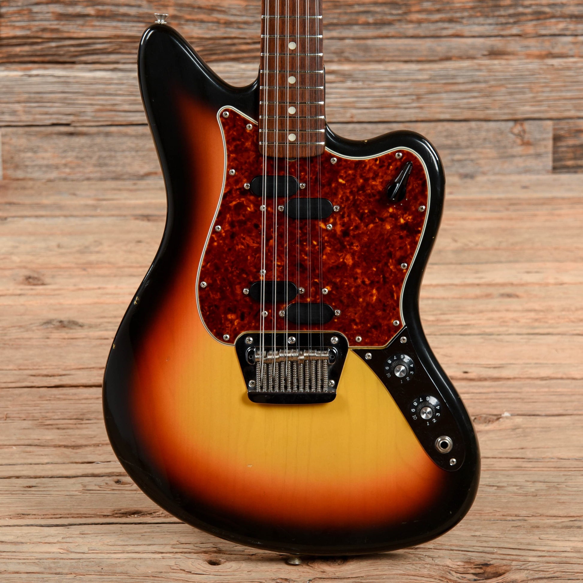 Fender Electric XII Sunburst 1966 Electric Guitars / Solid Body
