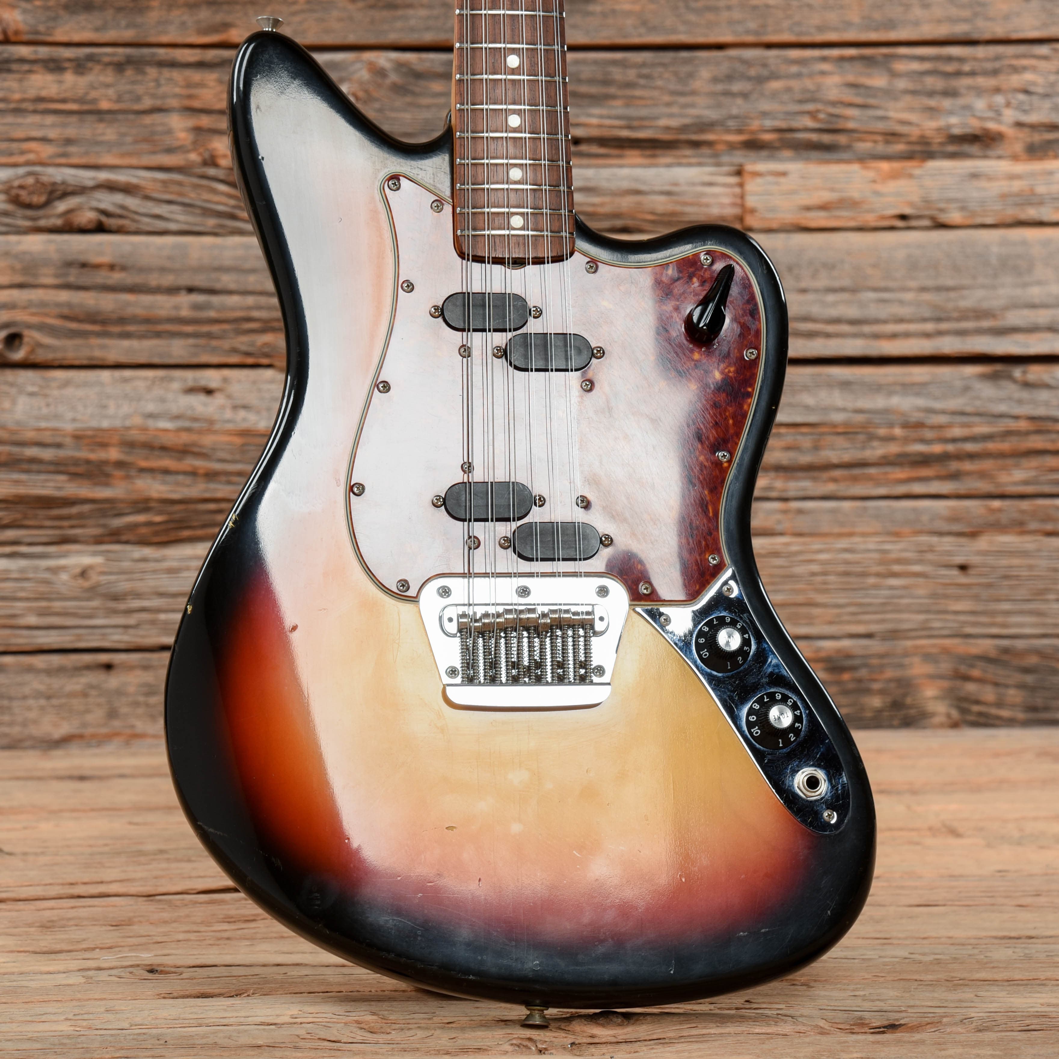 Fender Electric XII Sunburst 1966 Electric Guitars / Solid Body