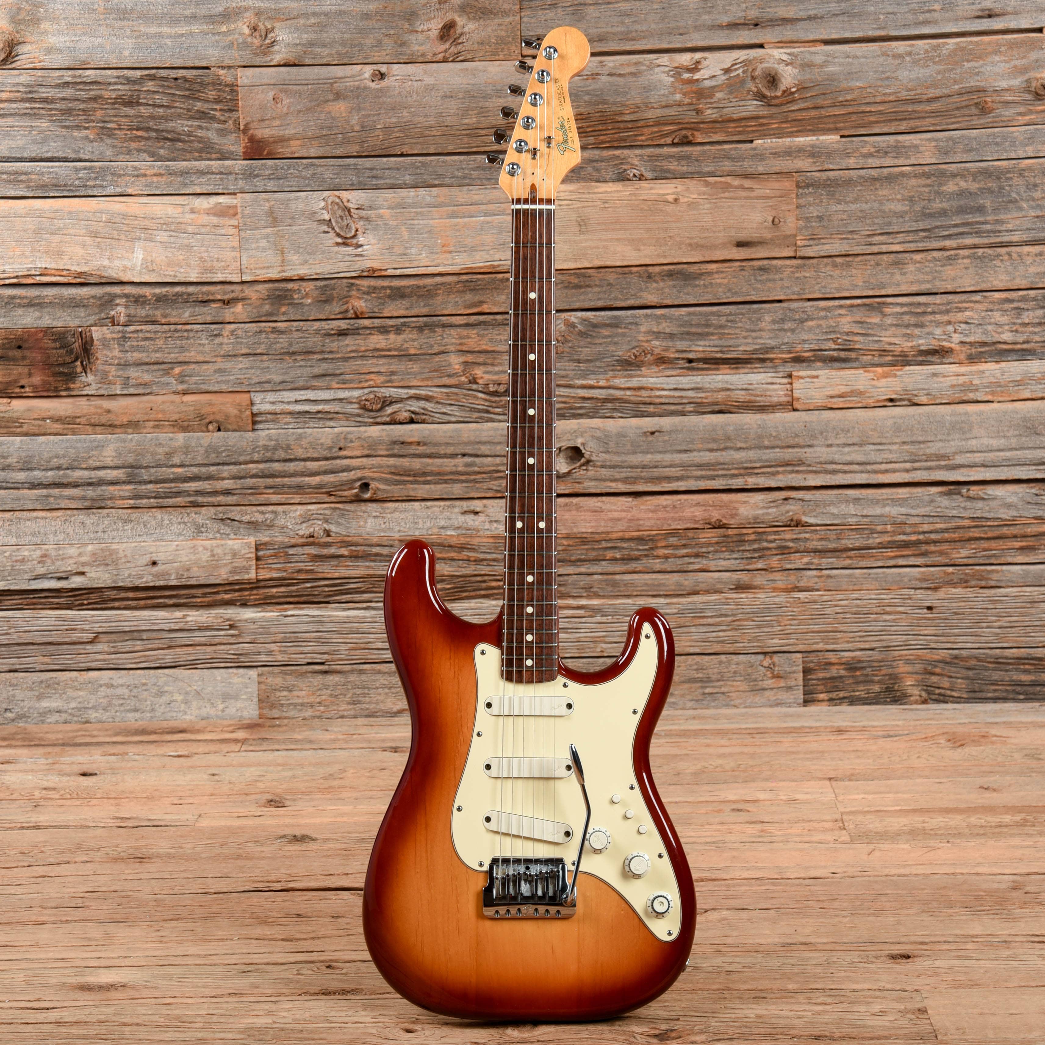 Fender Elite Strat Sienna Sunburst 1983 Electric Guitars / Solid Body