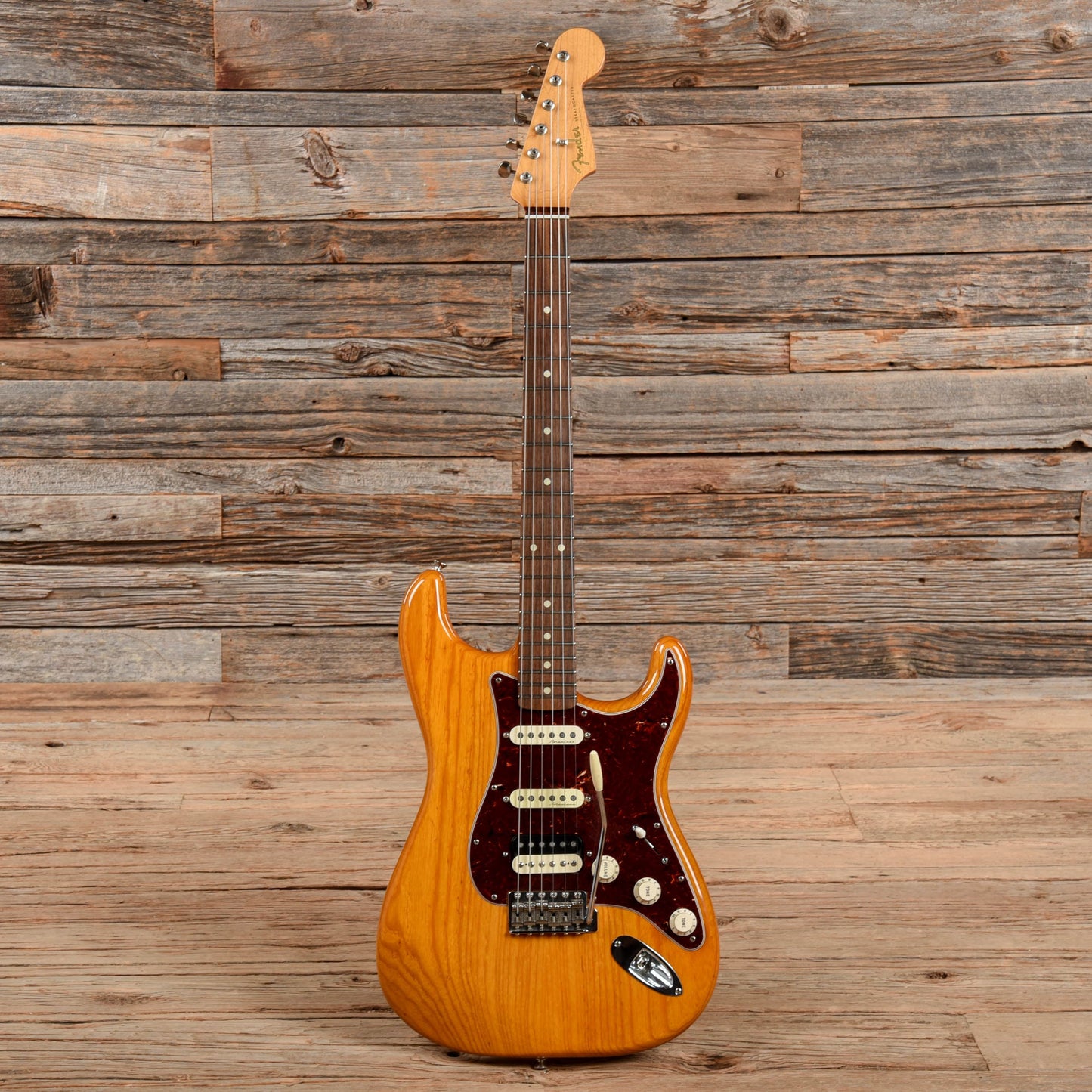 Fender FSR Player Stratocaster HSS Amber 2011 Electric Guitars / Solid Body