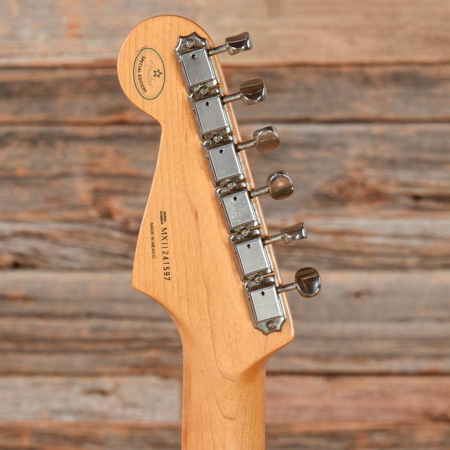 Fender FSR Player Stratocaster HSS Amber 2011 Electric Guitars / Solid Body