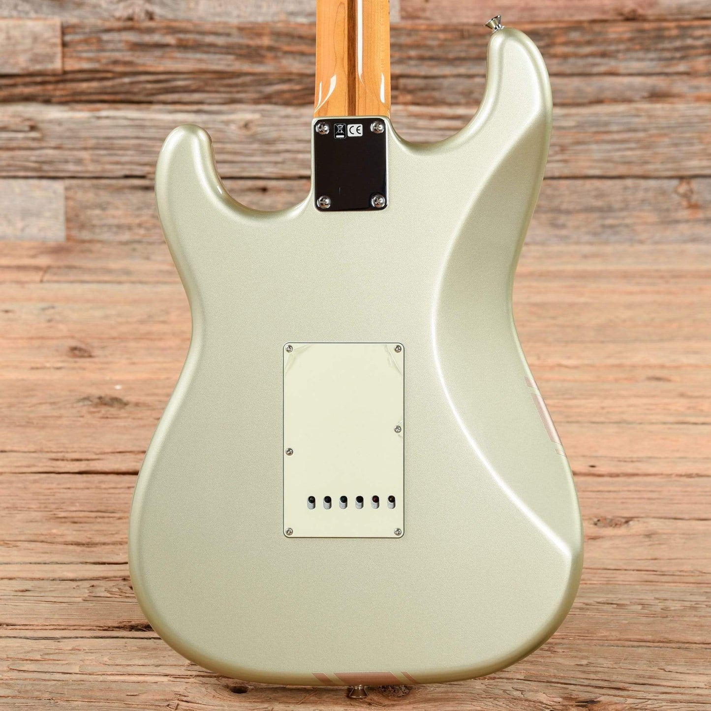 Fender FSR Traditional 50s Stratocaster with Competition Stripe Inca Silver with Shoreline Gold Stripes 2018 Electric Guitars / Solid Body